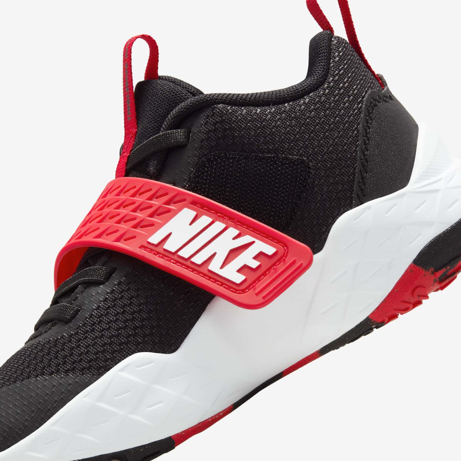 Tênis Nike Team Hustle D12 Infantil - Foto 9