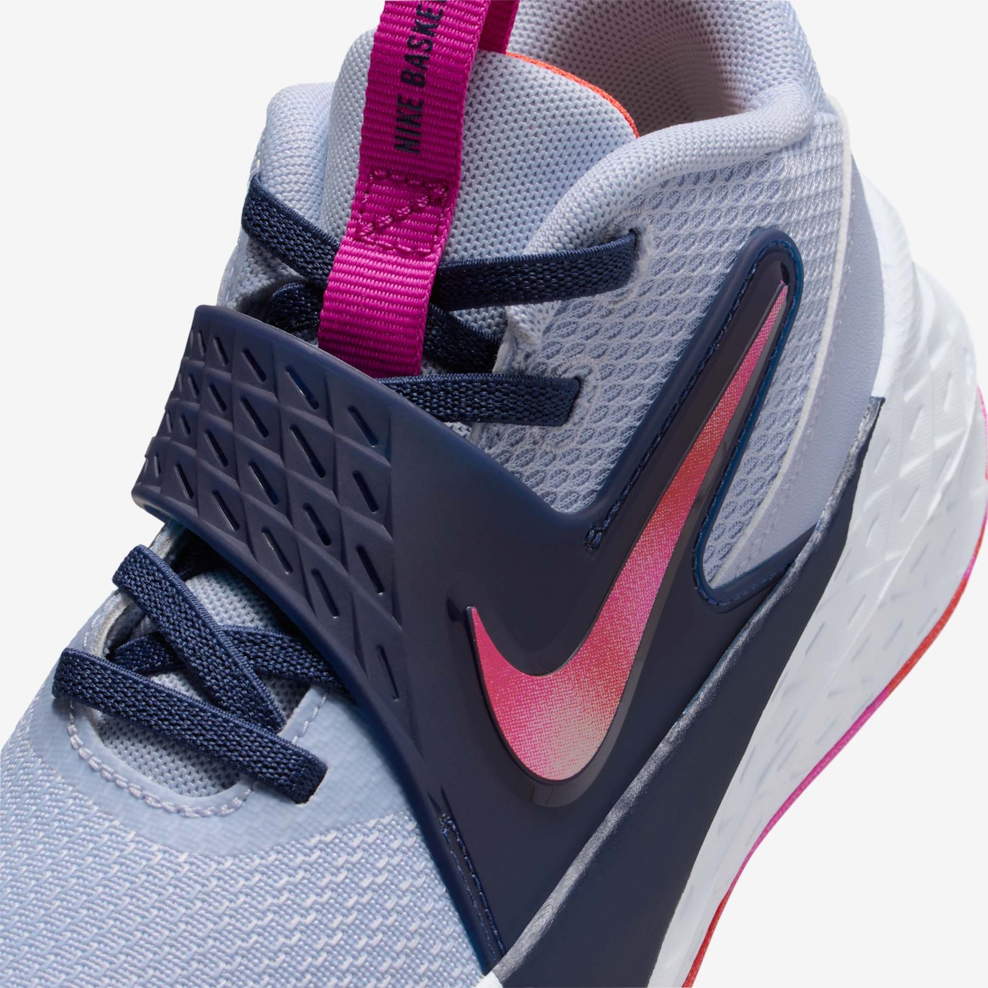 Tênis Nike Team Hustle D12 Infantil - Foto 7