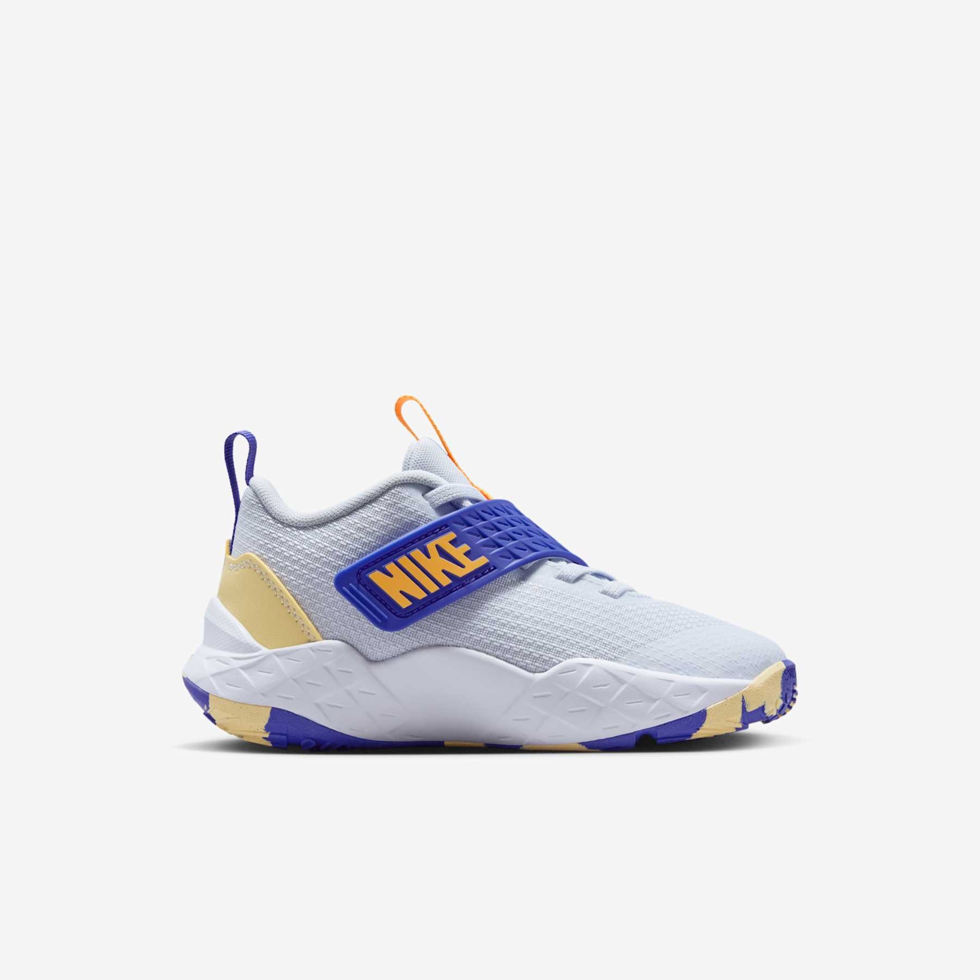 Tênis Nike Team Hustle D12 Infantil - Foto 3