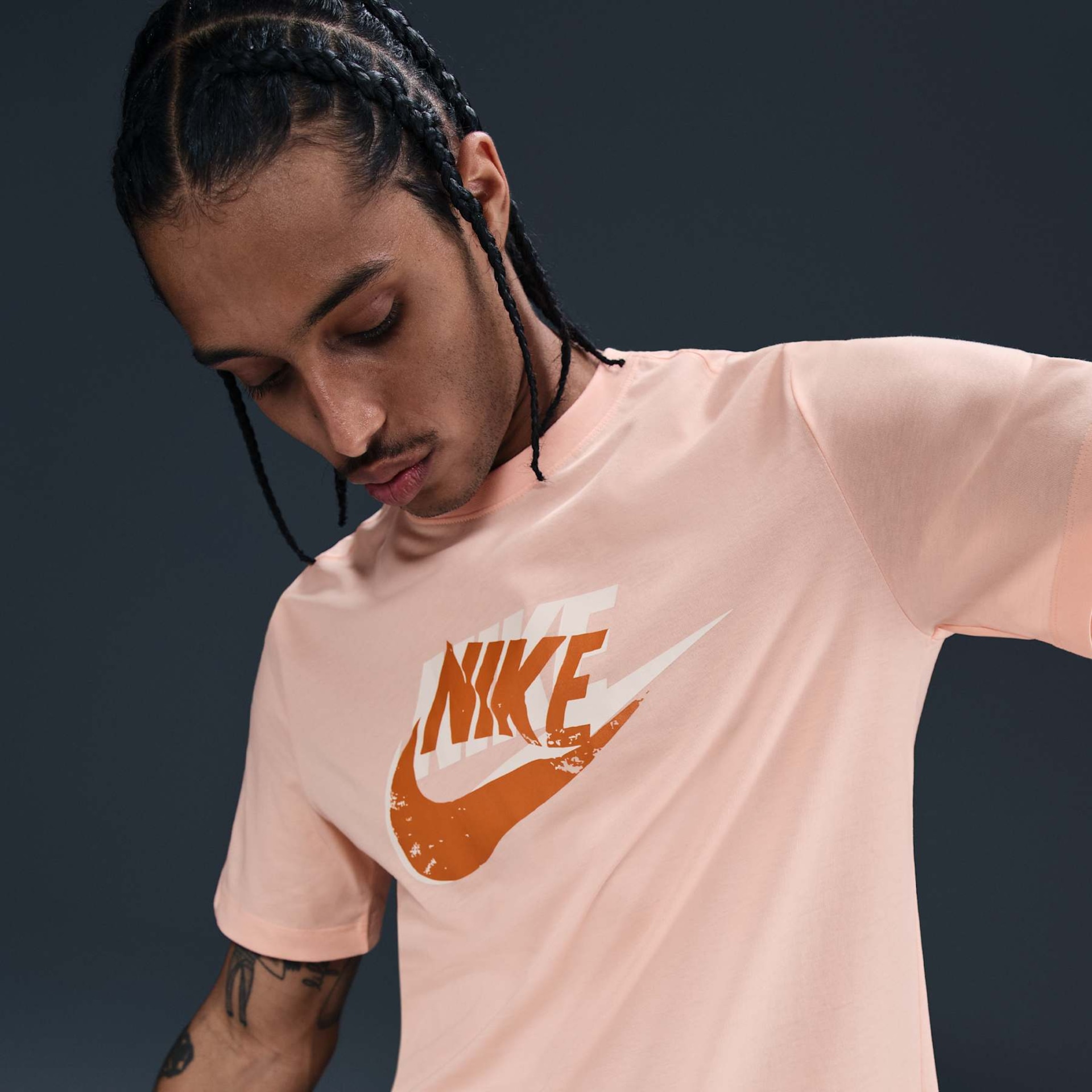 Camiseta Nike Sportswear 12MO Futura Masculina - Foto 3