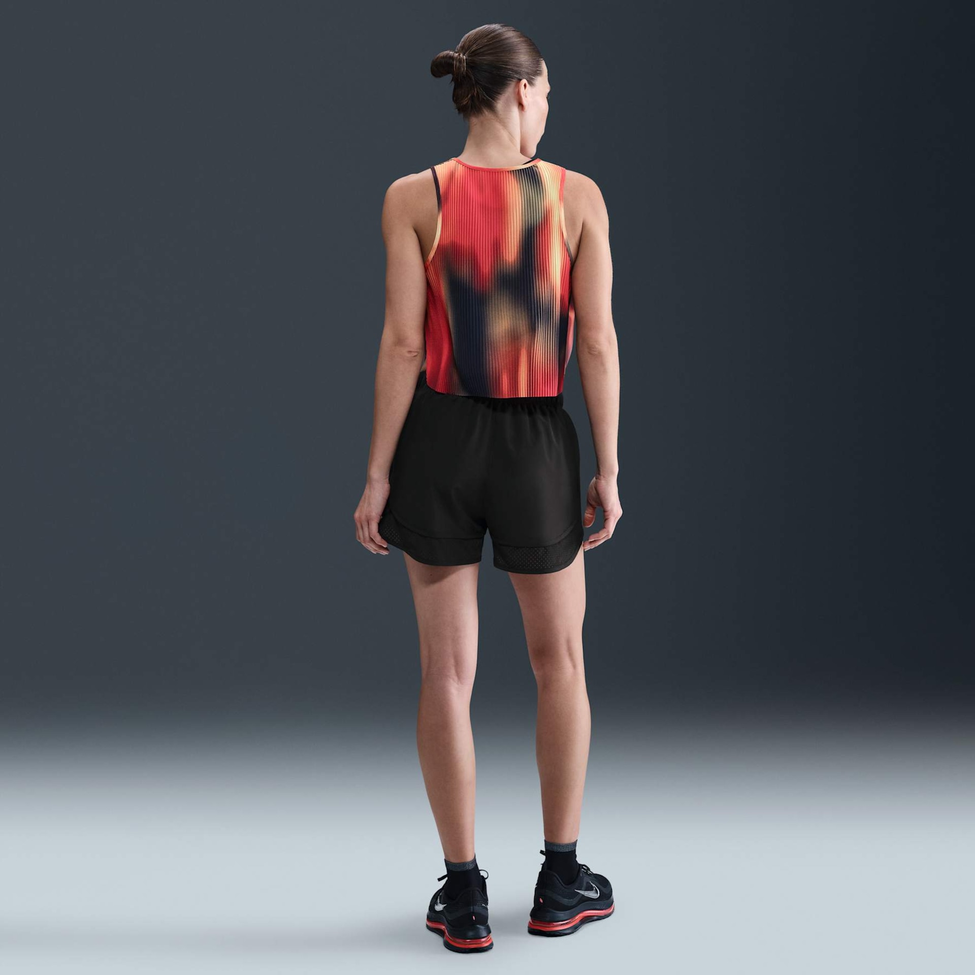 Shorts Nike Dri-Fit Tempo Feminino - Foto 4