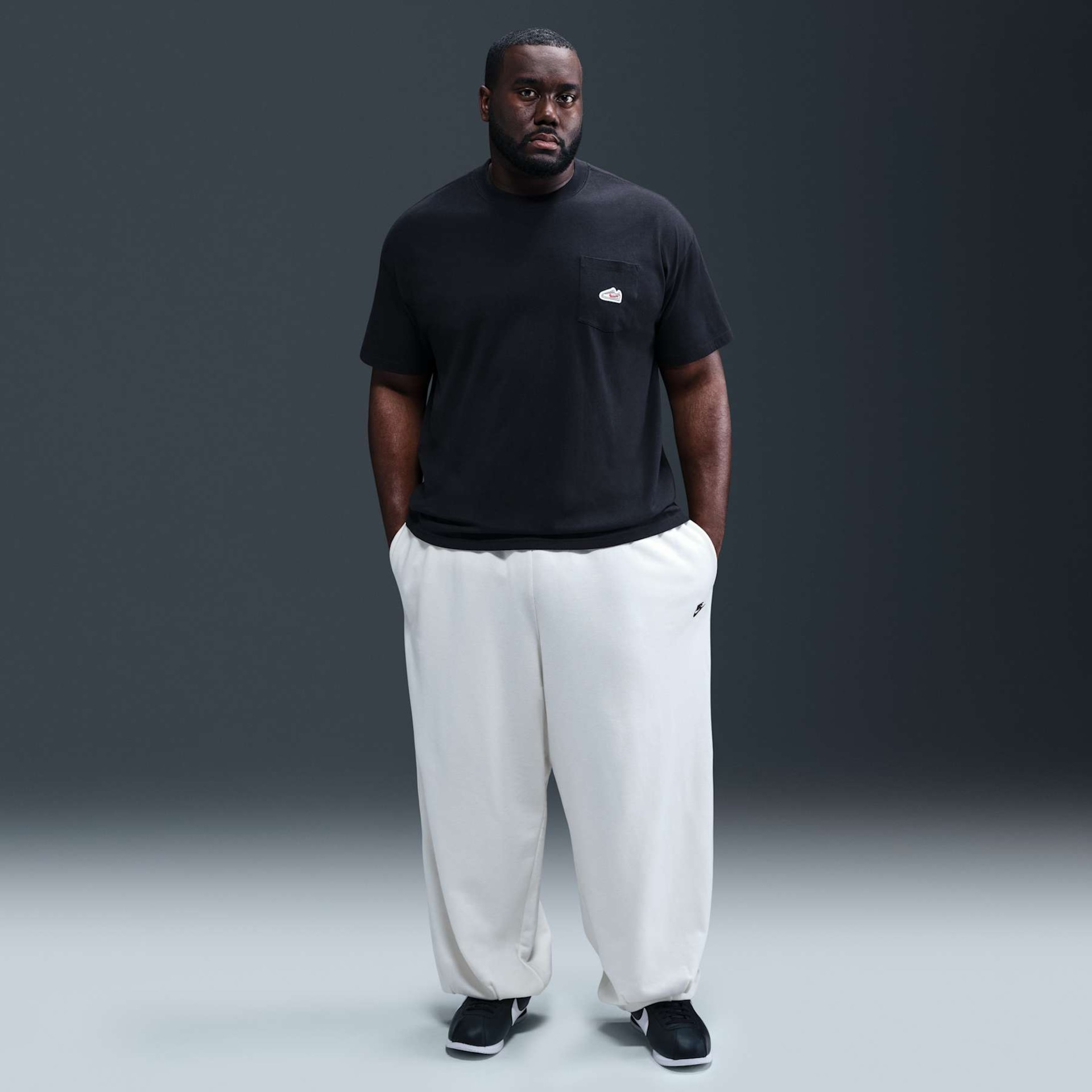 Camiseta Nike Sportswear M90 SNKRS Masculina - Foto 9