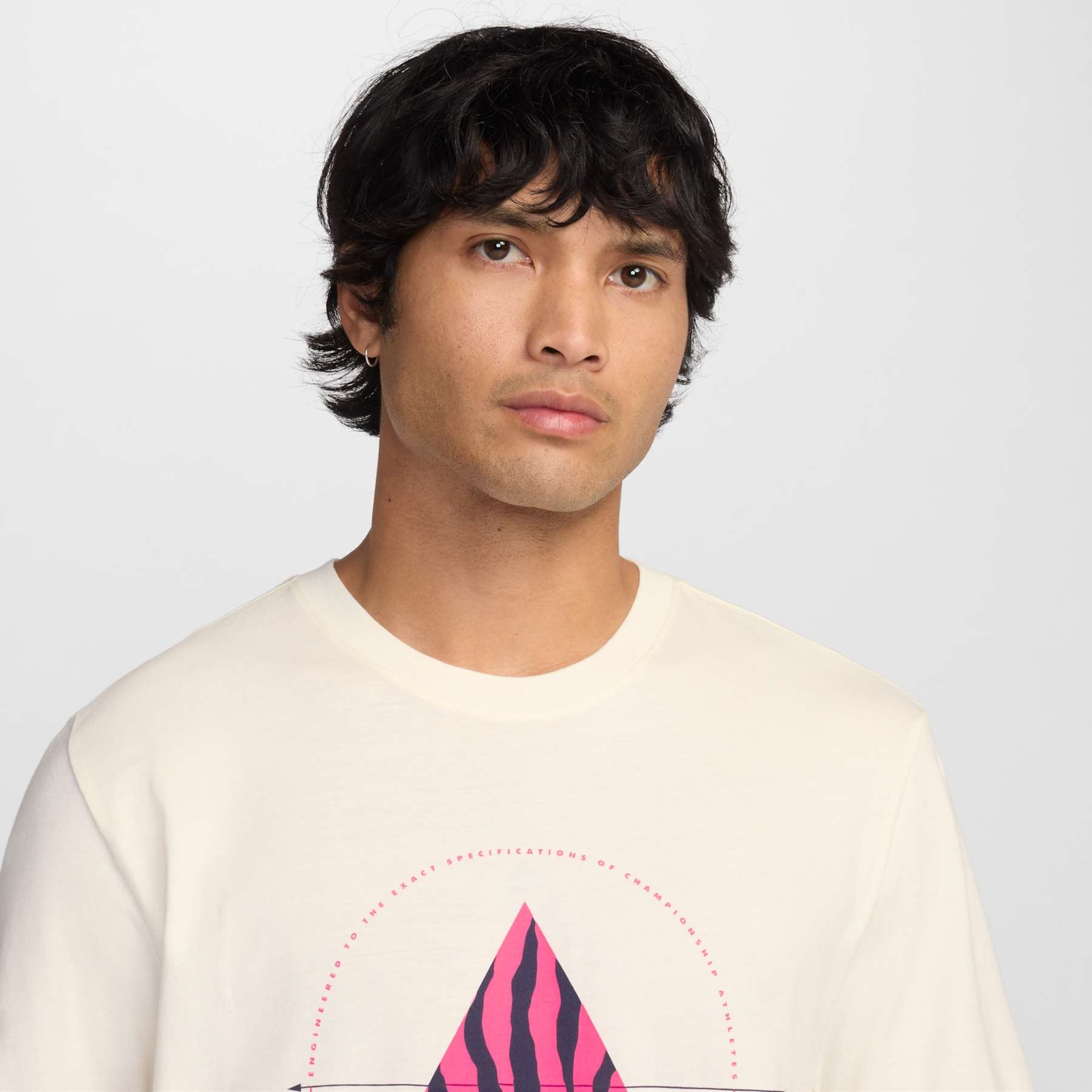 Camiseta Nike Sportswear OC Masculina - Foto 3