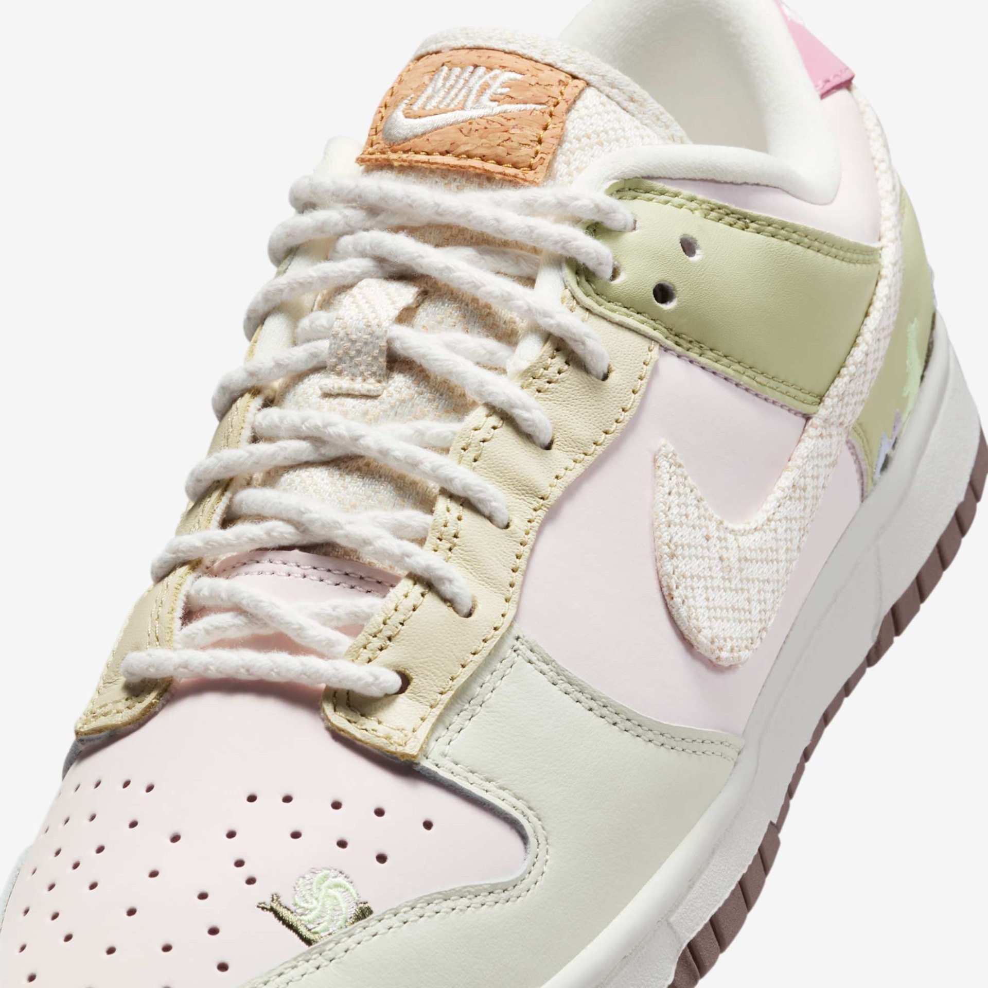 Tênis Nike Dunk Low Lx Feminino - Foto 7