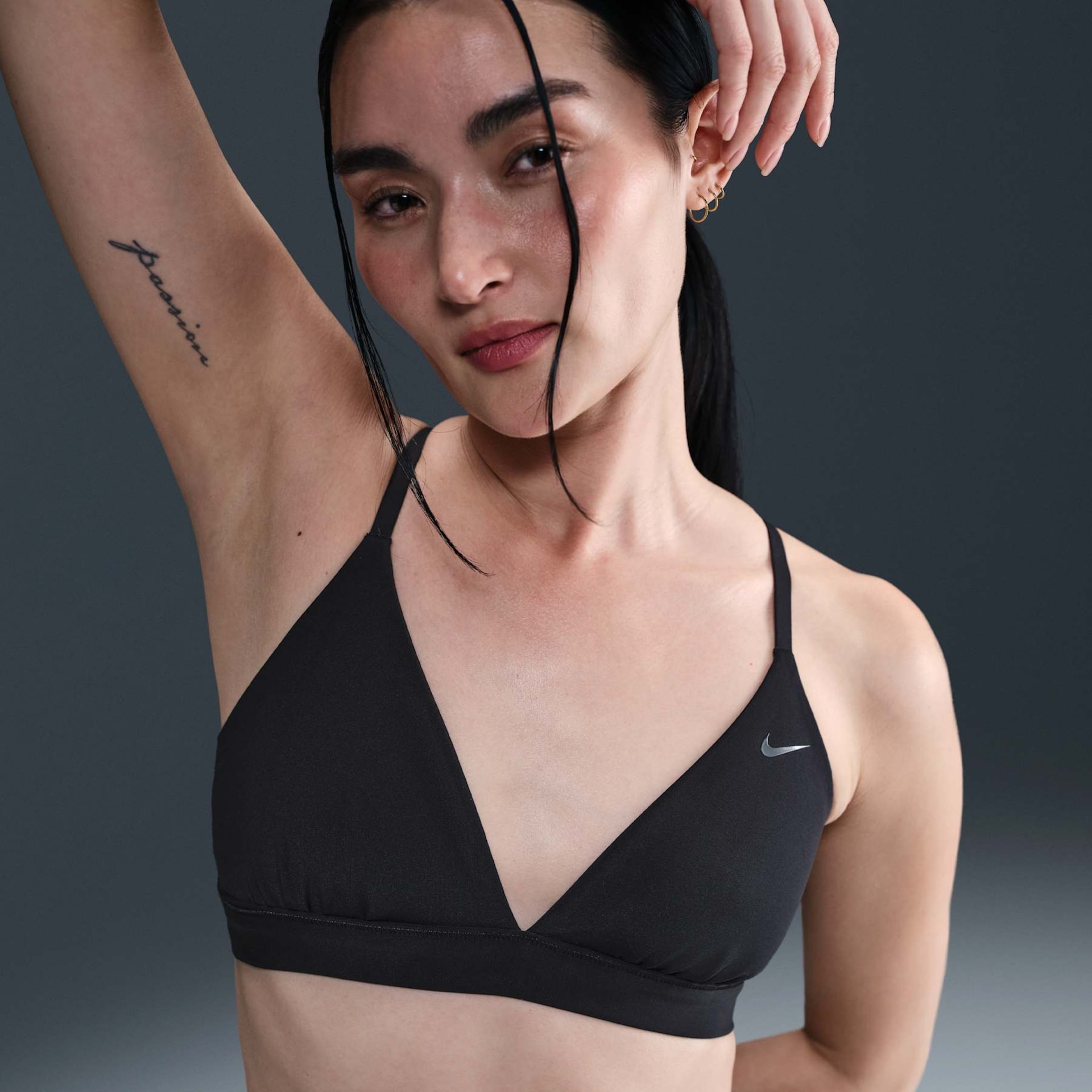 Imagem principal de Top Nike Dri-FIT Triangle Feminino