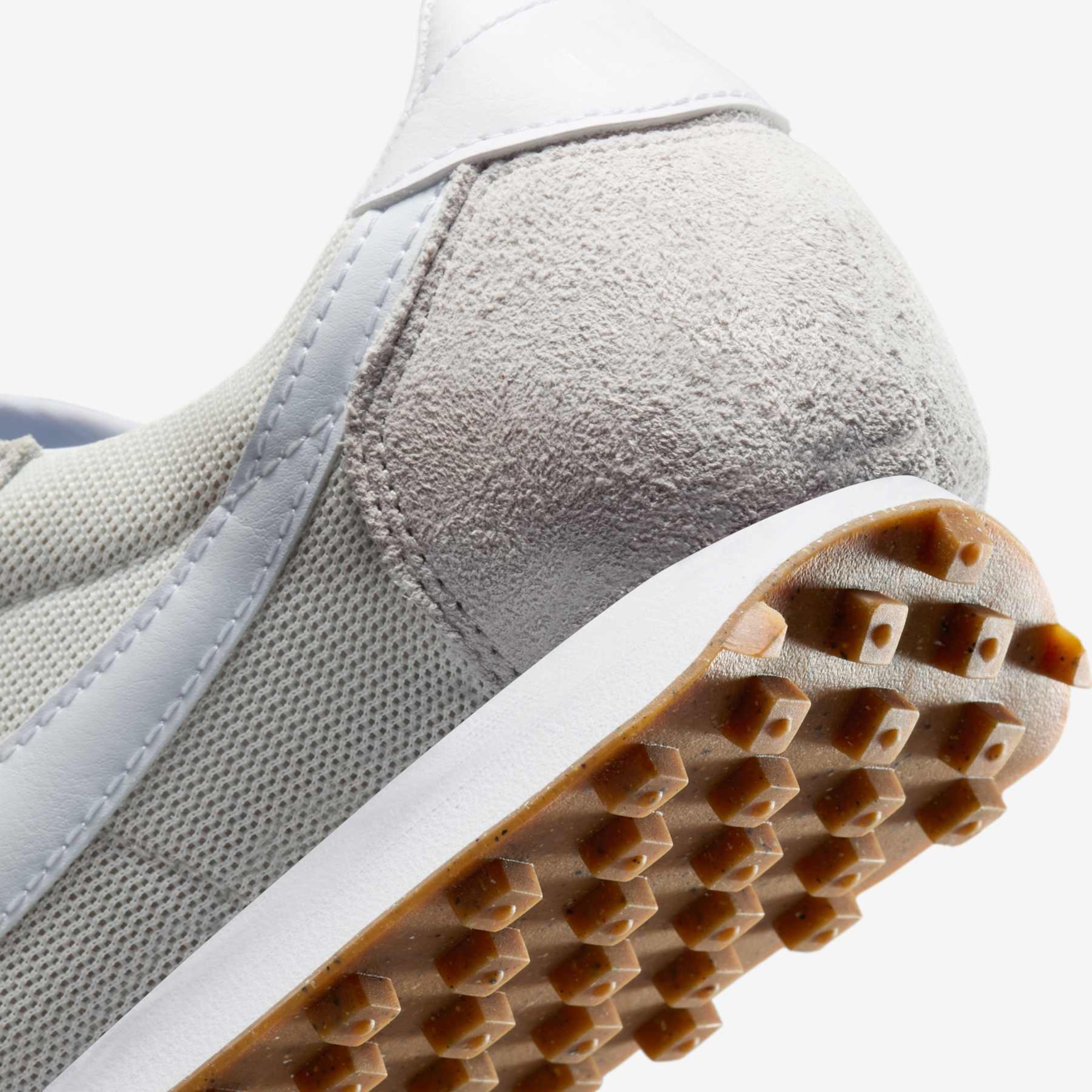 Tênis Nike LD-1000 Feminino - Foto 8