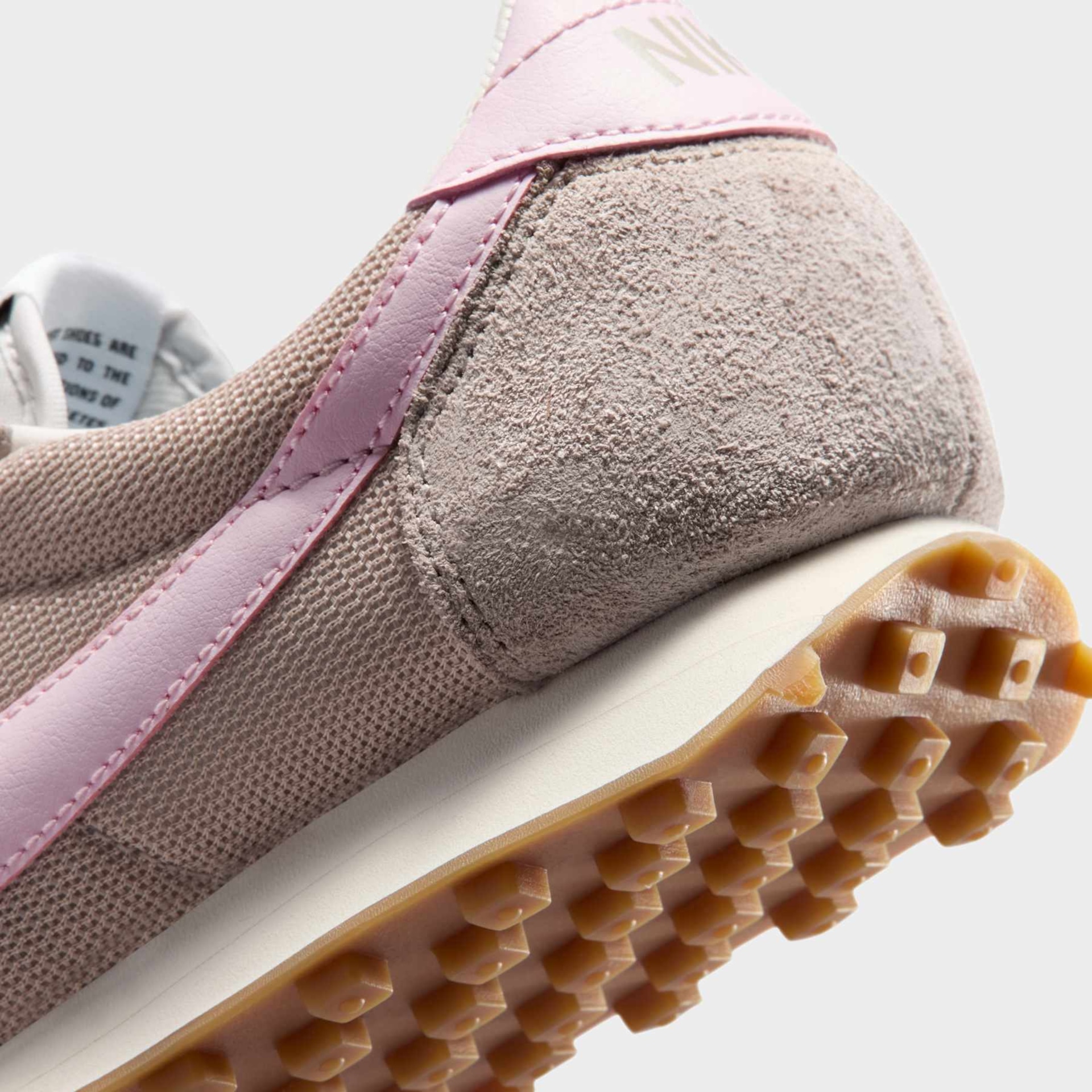 Tênis Nike LD-1000 Feminino - Foto 8