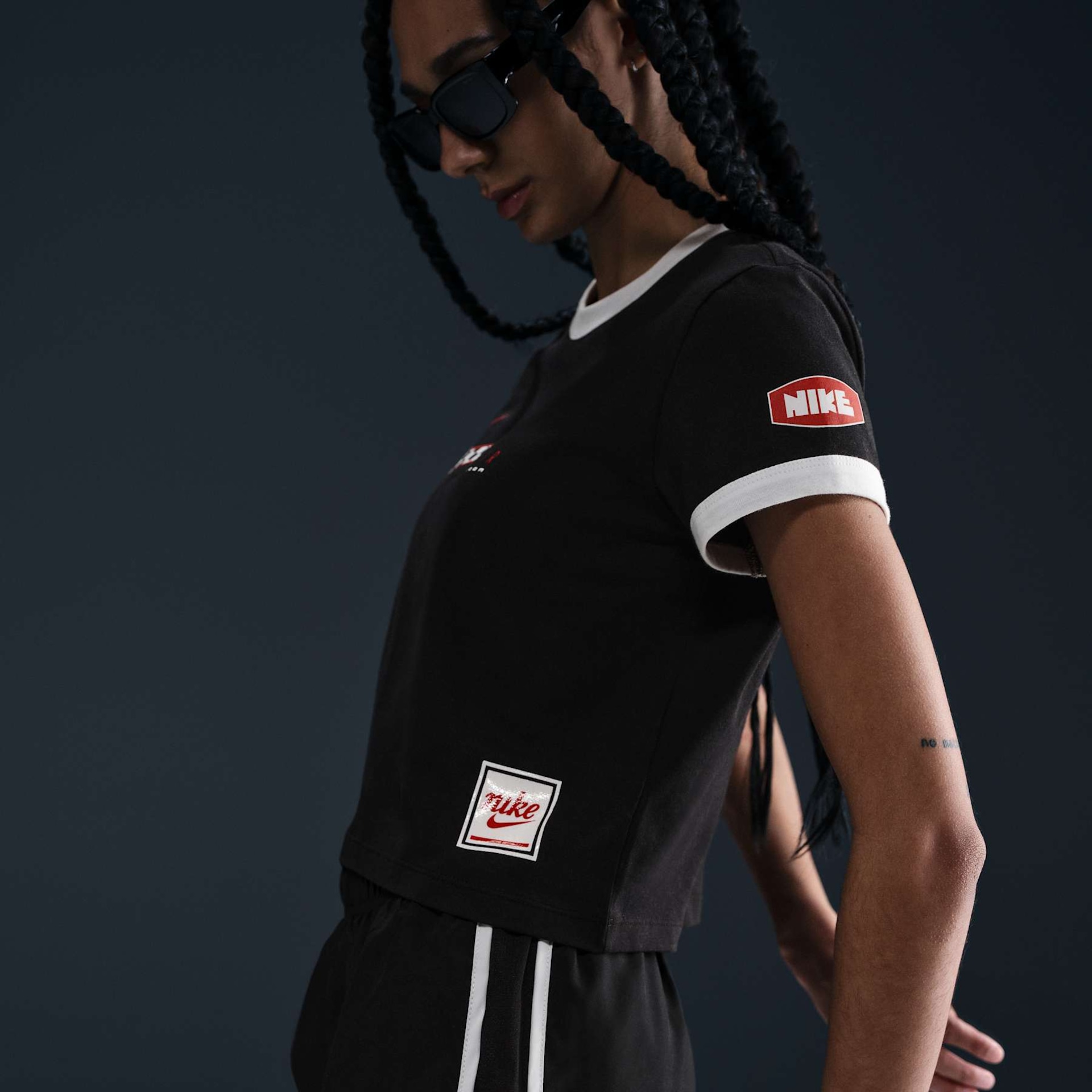 Camiseta Nike Sportswear Club Feminina - Foto 2