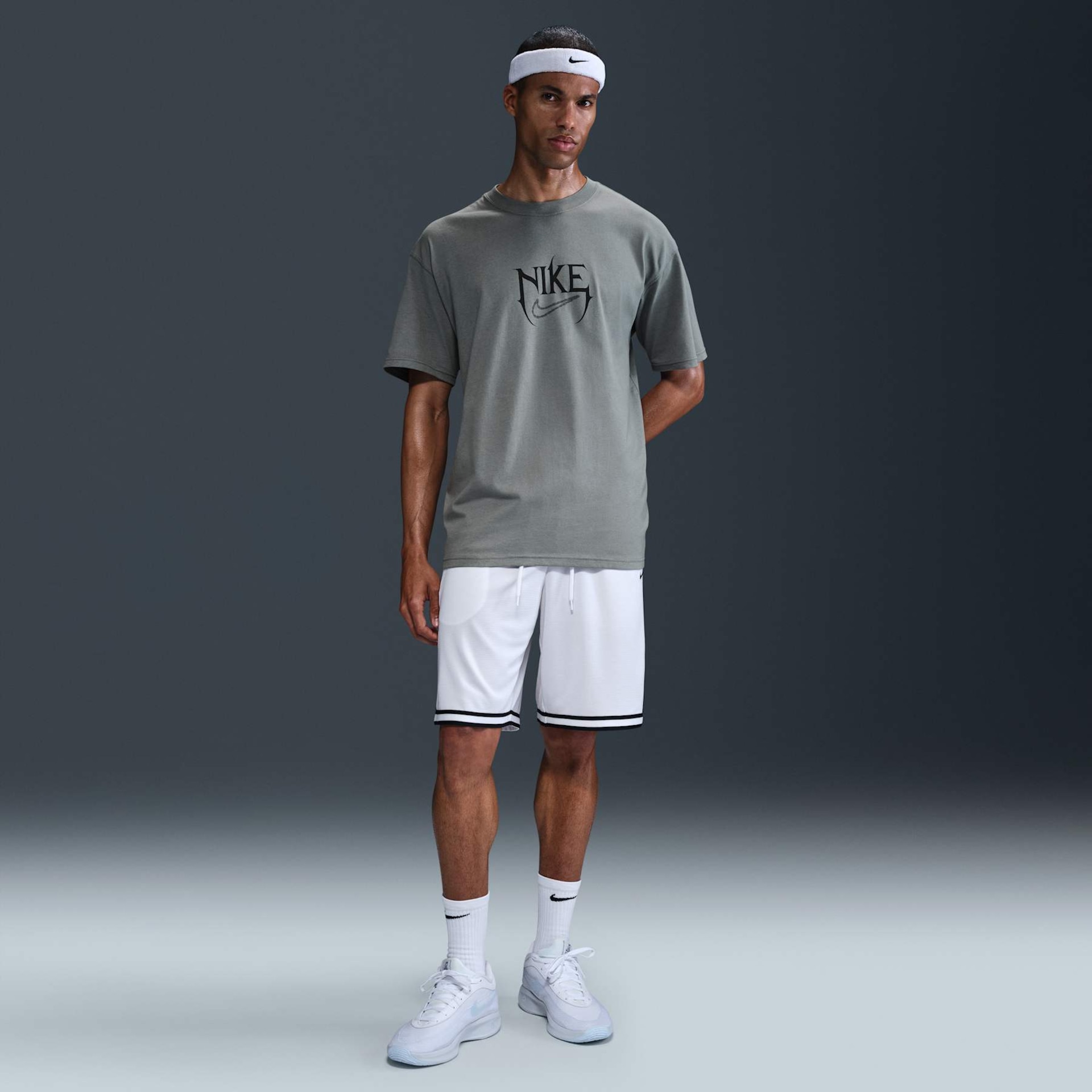 Camiseta Nike M90 Verbiage Masculina - Foto 4