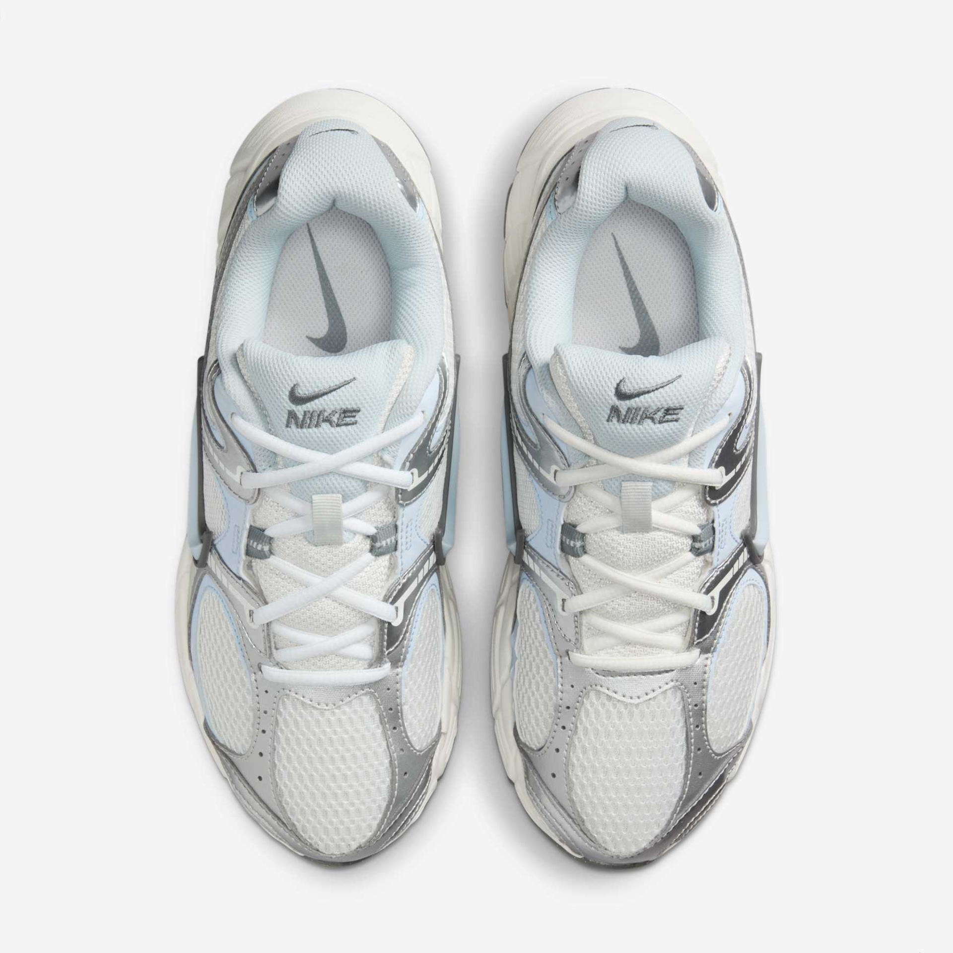 Tênis Nike V5 Runner Feminino - Foto 4