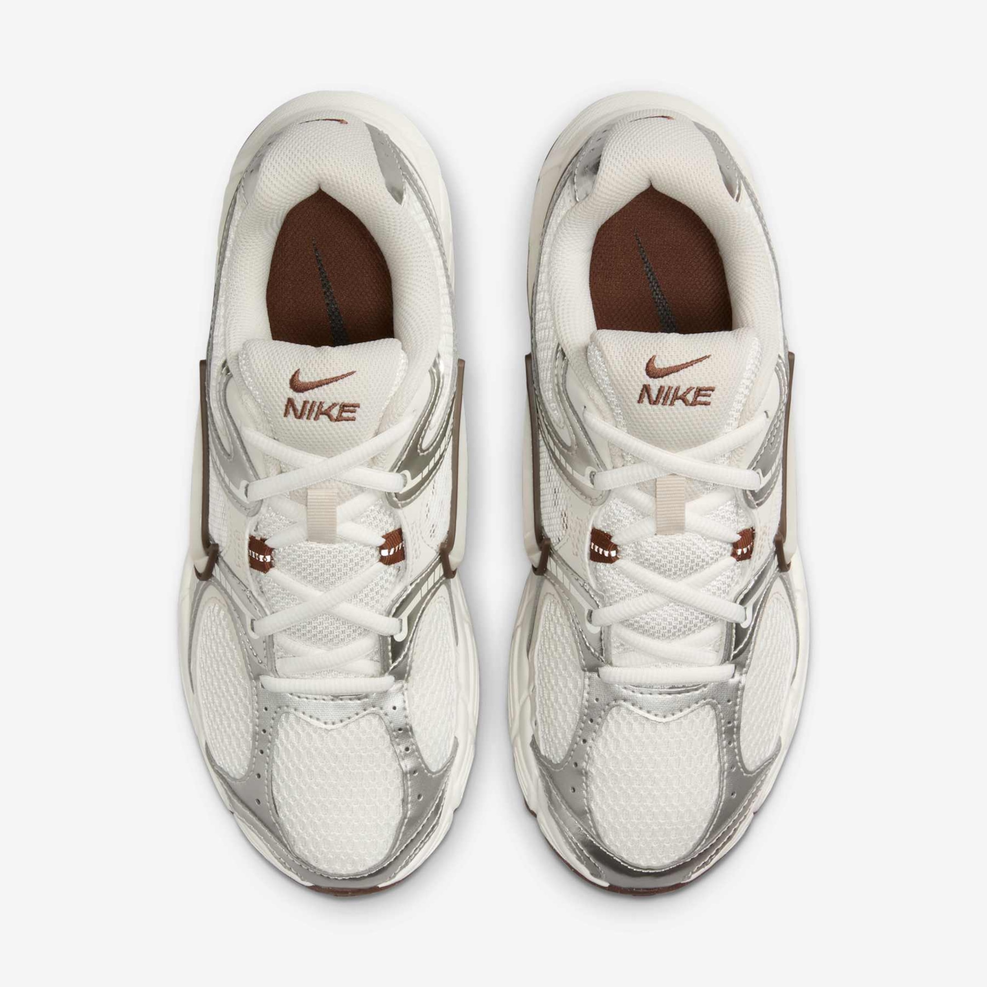 Tênis Nike V5 Runner Feminino - Foto 4