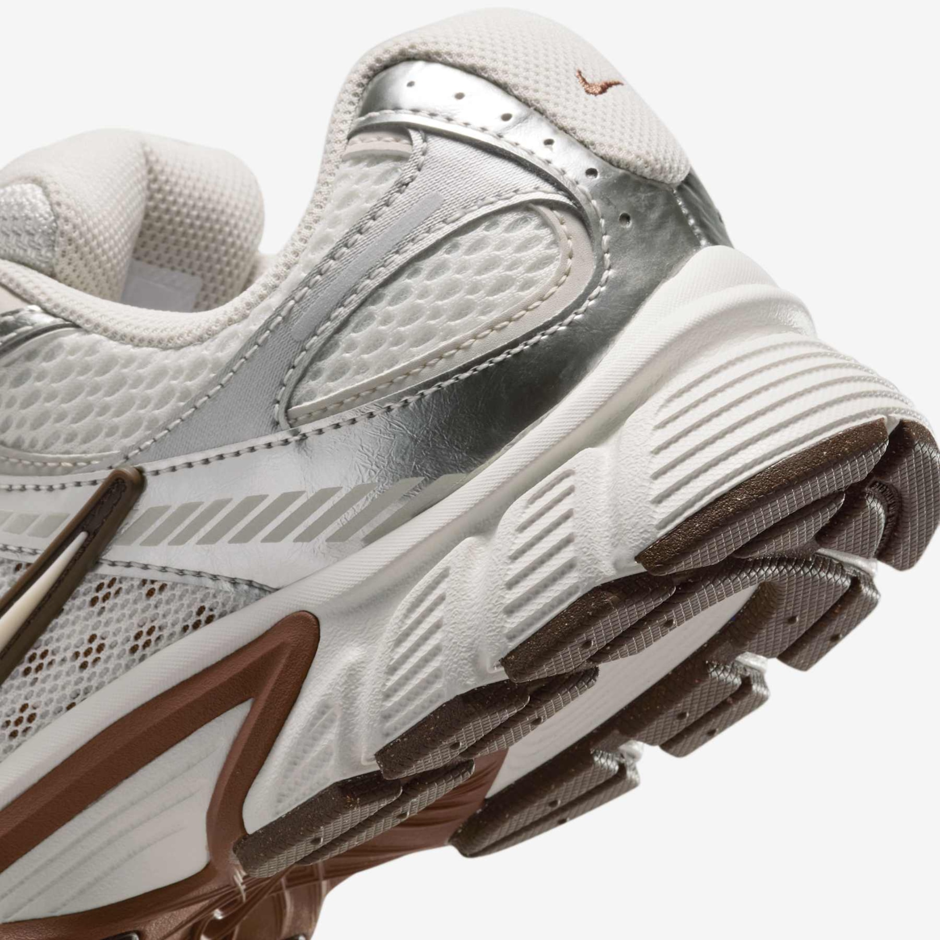 Tênis Nike V5 Runner Feminino - Foto 8