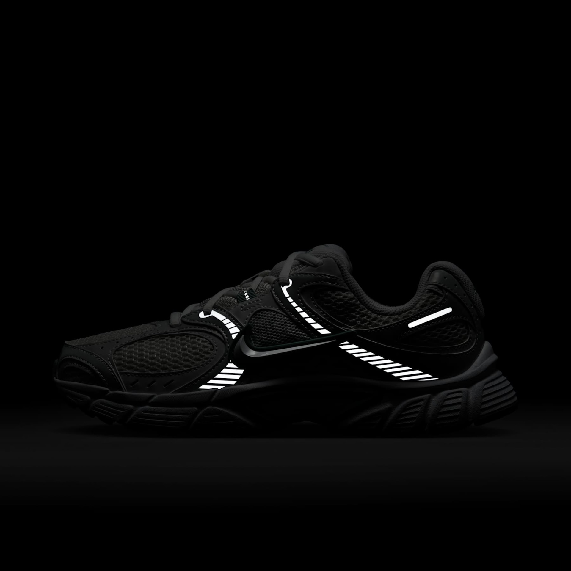 Tênis Nike V5 Runner Feminino - Foto 10