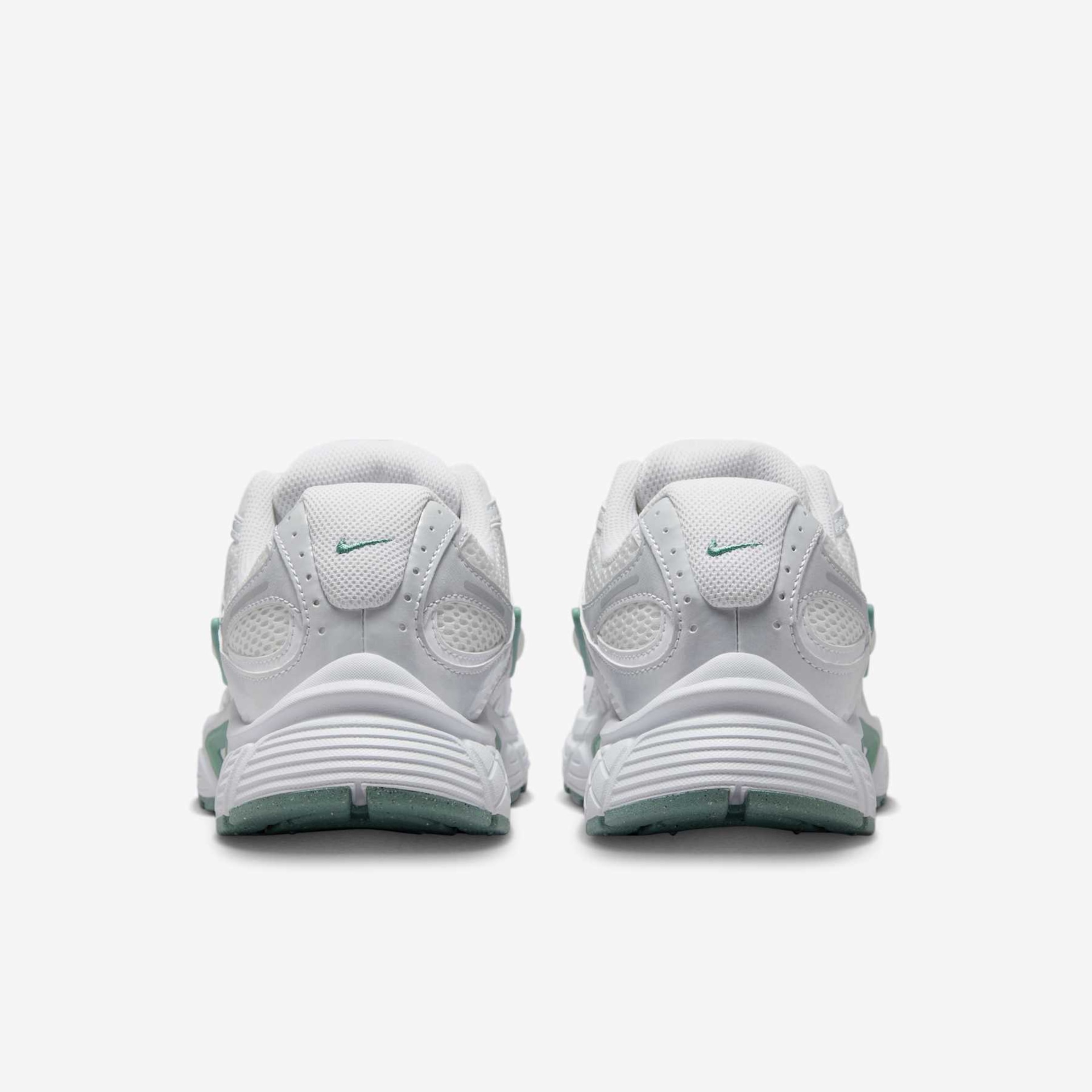 Tênis Nike V5 Runner Feminino - Foto 6