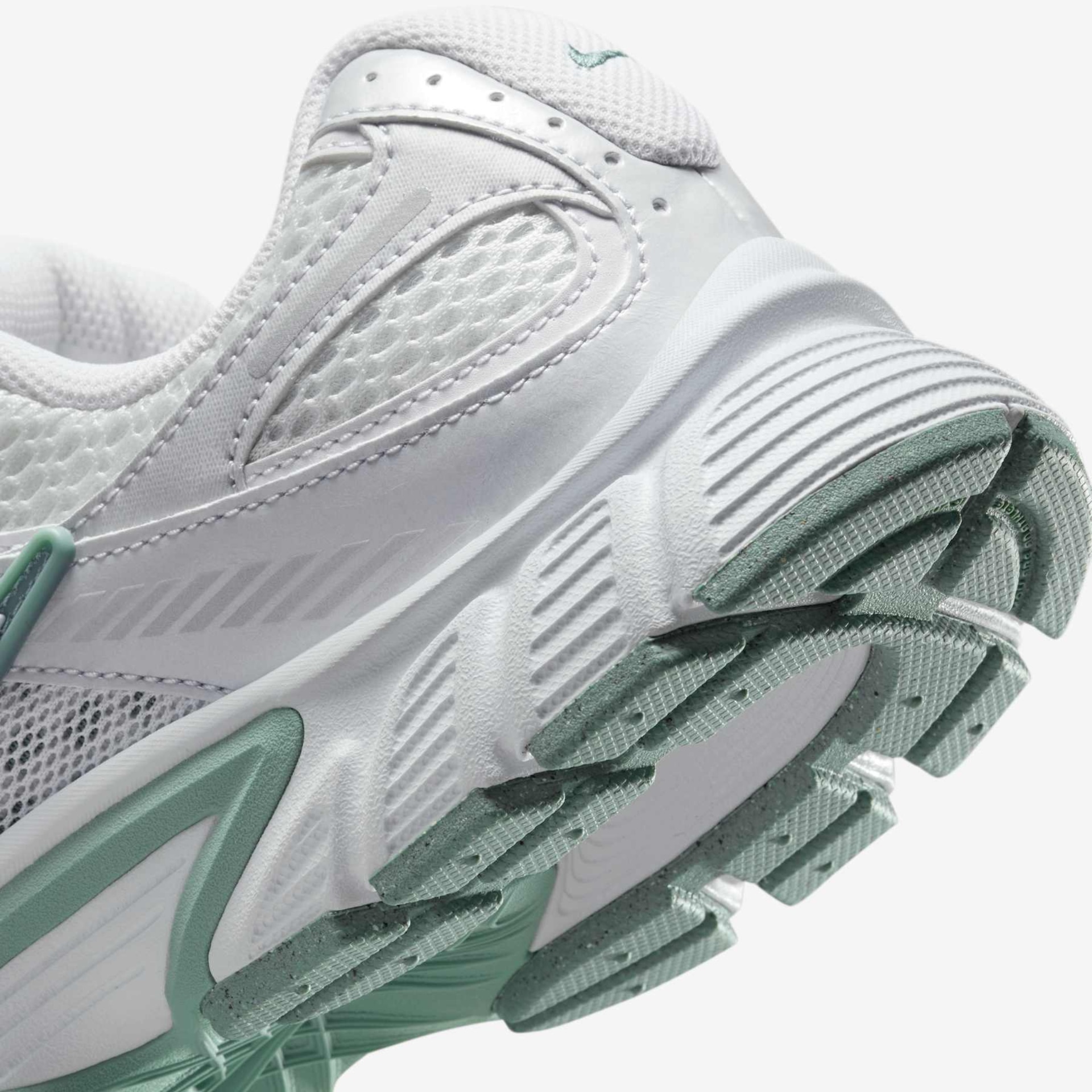 Tênis Nike V5 Runner Feminino - Foto 8