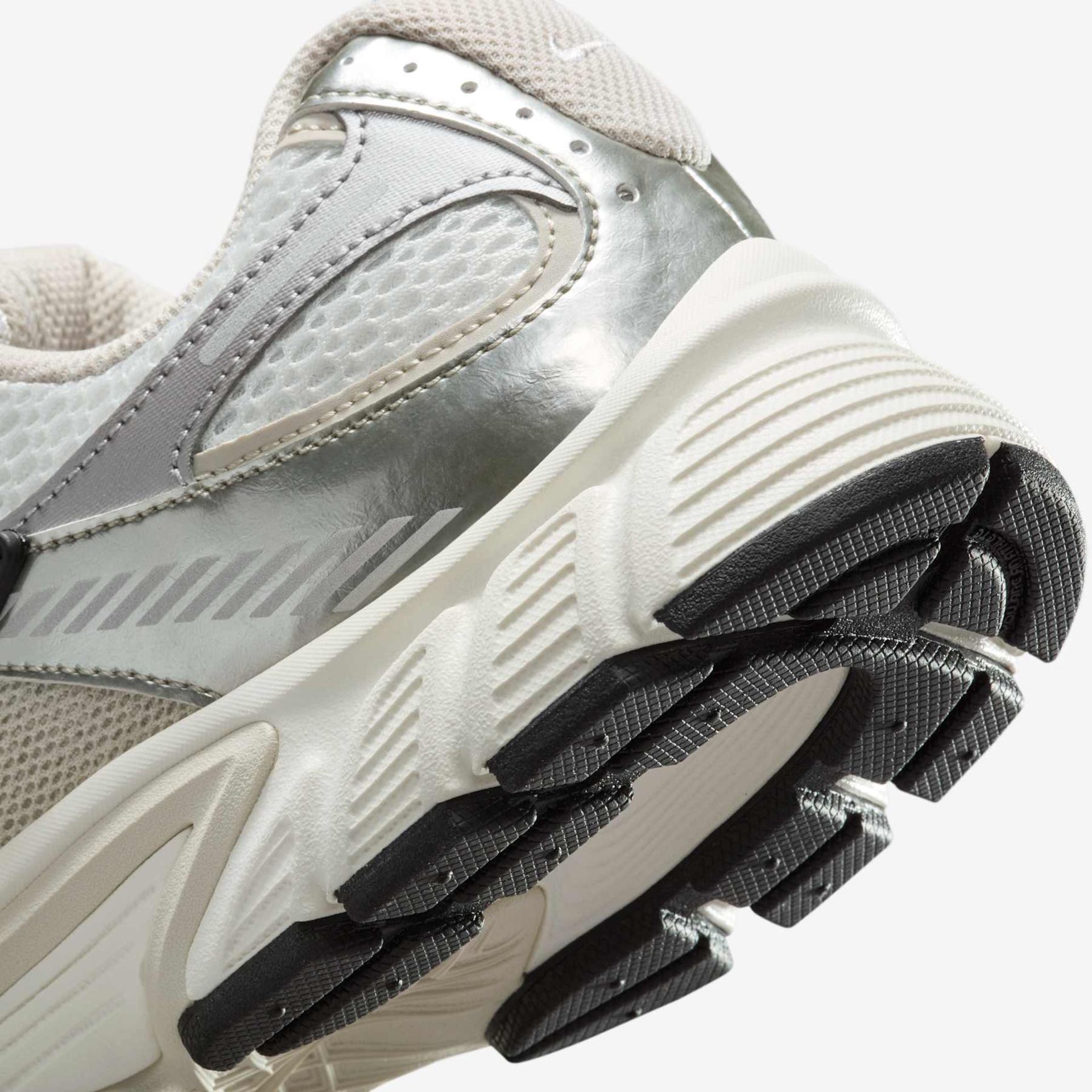 Tênis Nike V5 Runner Feminino - Foto 8