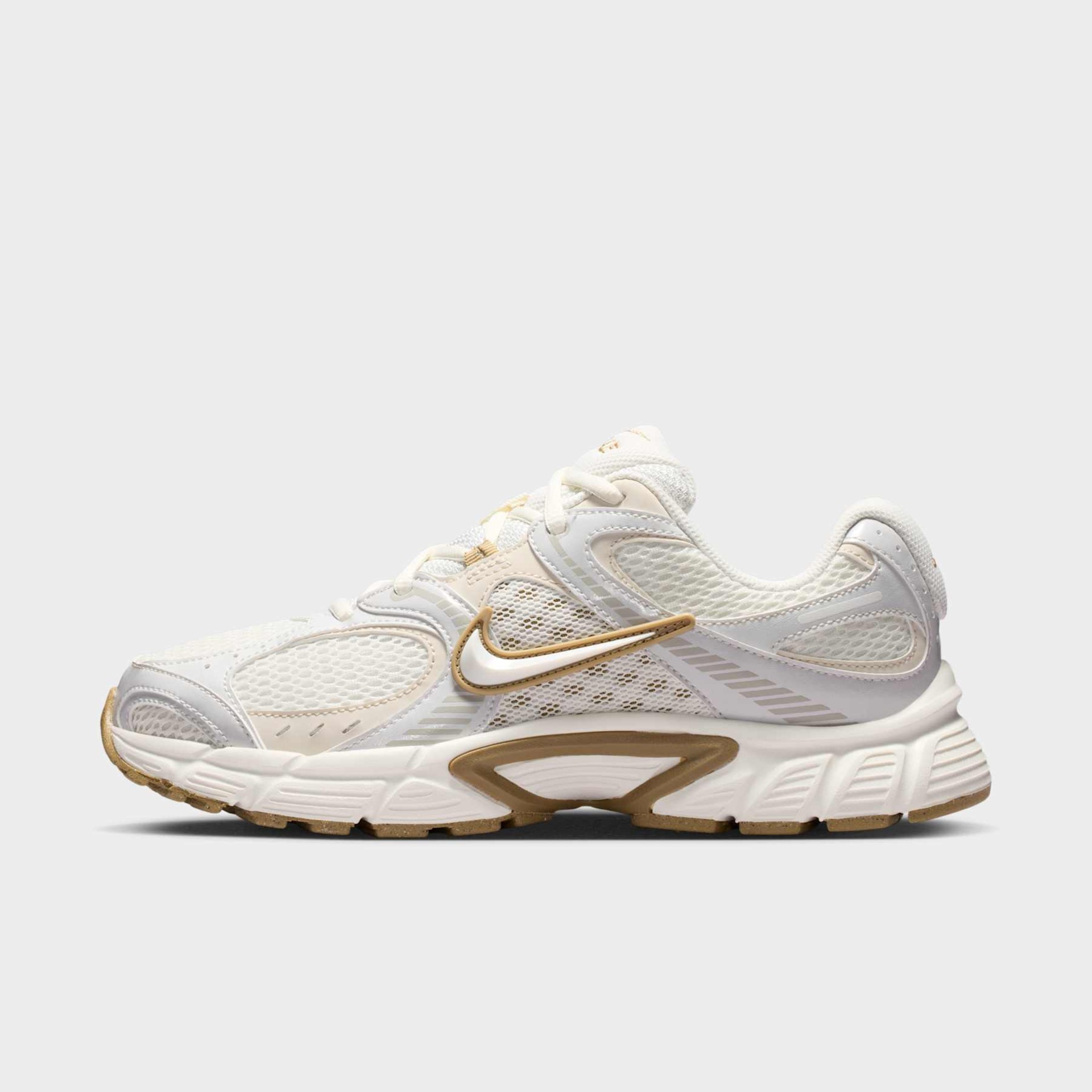 Tênis Nike V5 Runner Feminino - Foto 1