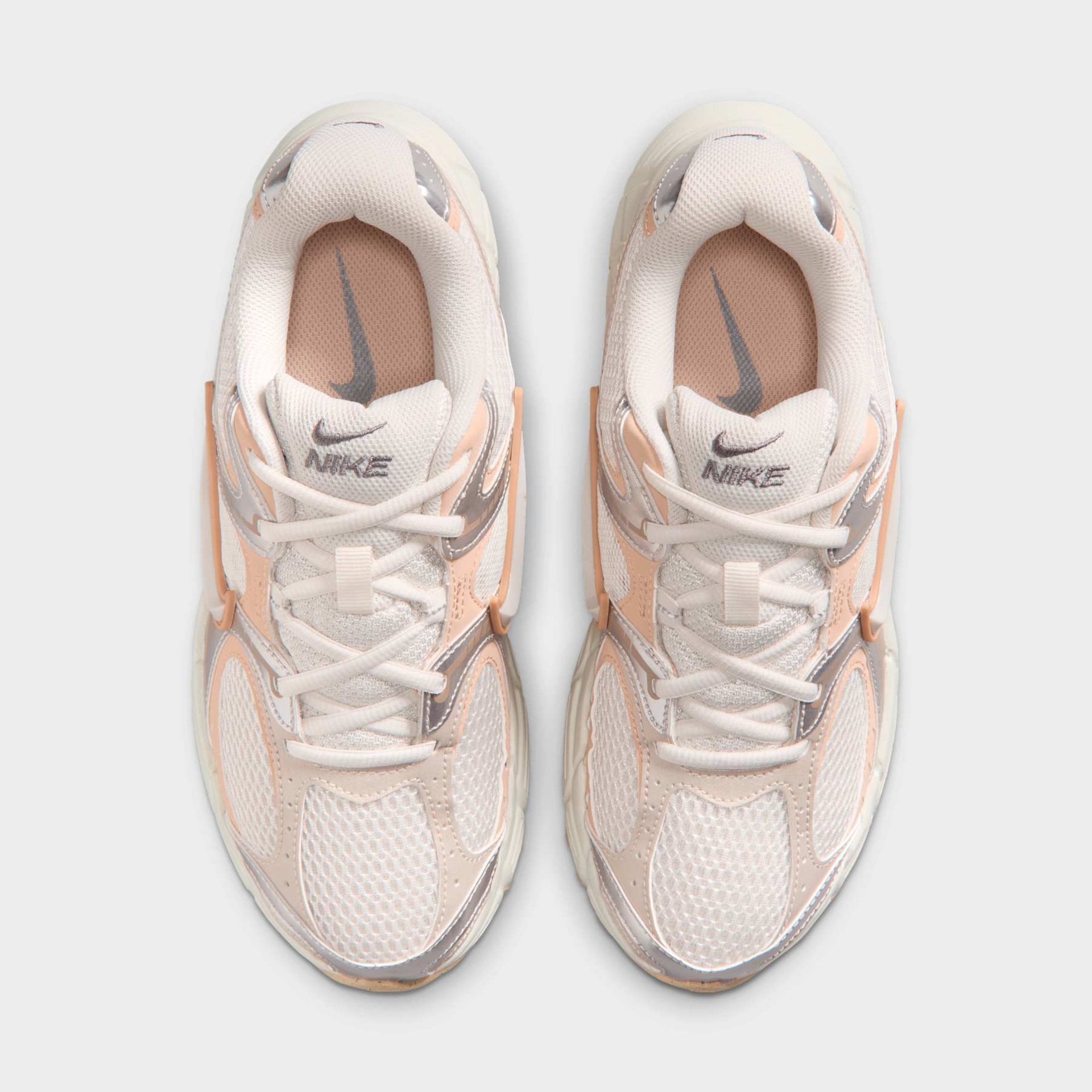 Tênis Nike V5 Runner Feminino - Foto 4