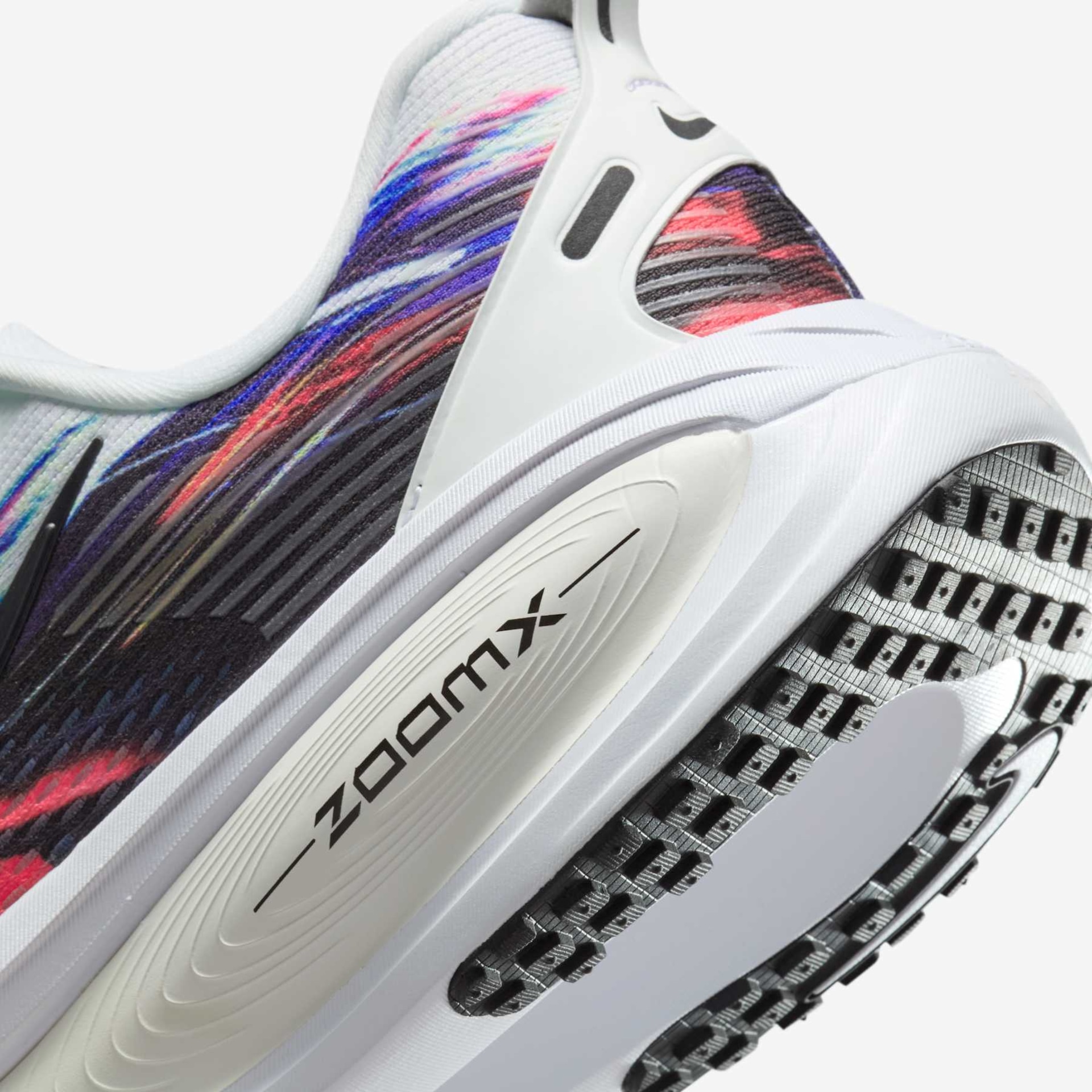 Tênis Nike Vomero 18 SE Masculino - Foto 8