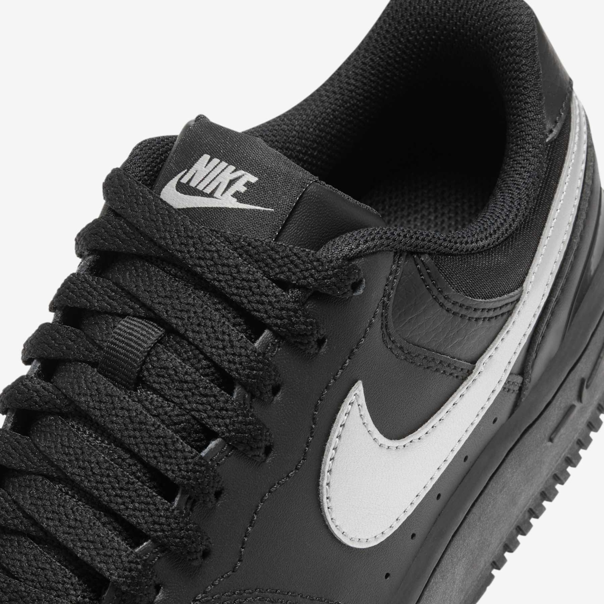 Tênis Nike Gamma Force Feminino - Foto 7