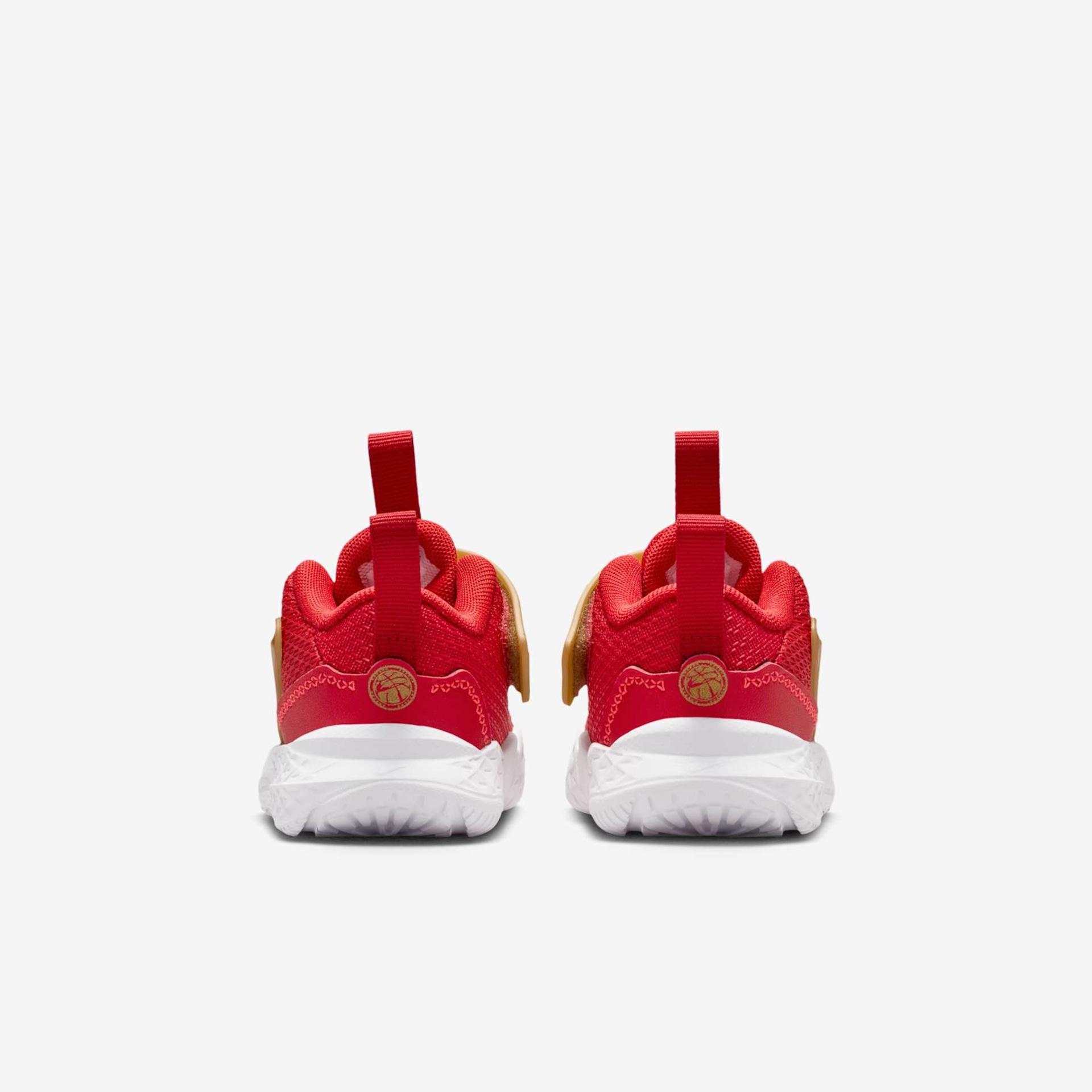 Tênis Nike Team Hustle D12 Infantil - Foto 6