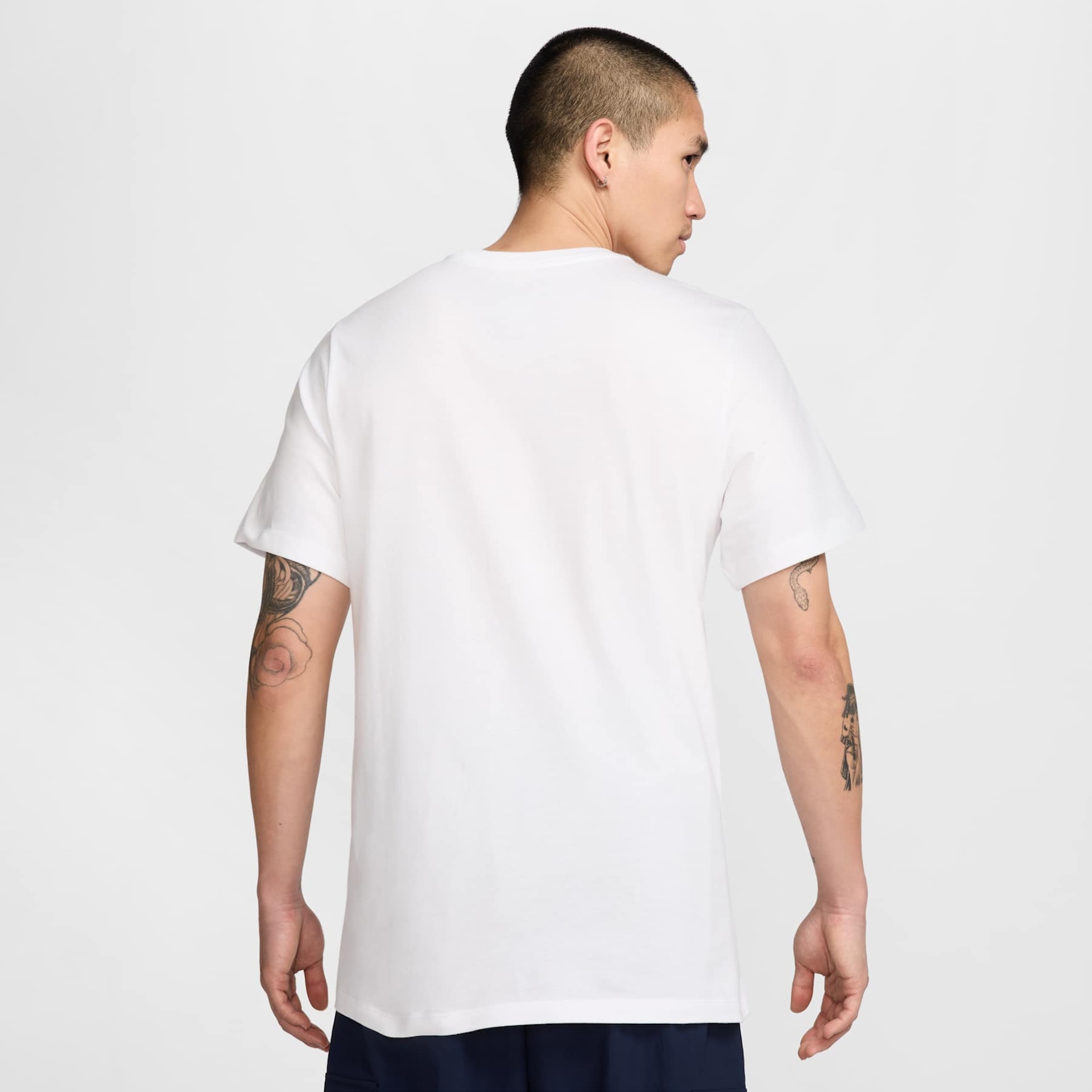 Camiseta Nike Paris Saint-Germain Masculina - Foto 2