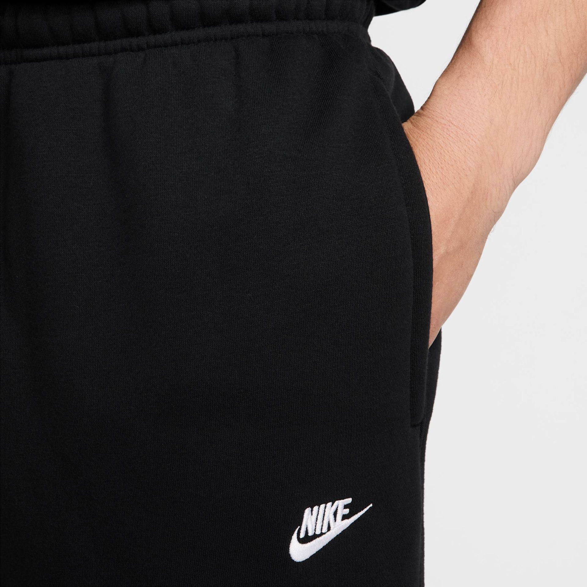Calça Nike Club Cargo Masculina - Foto 3