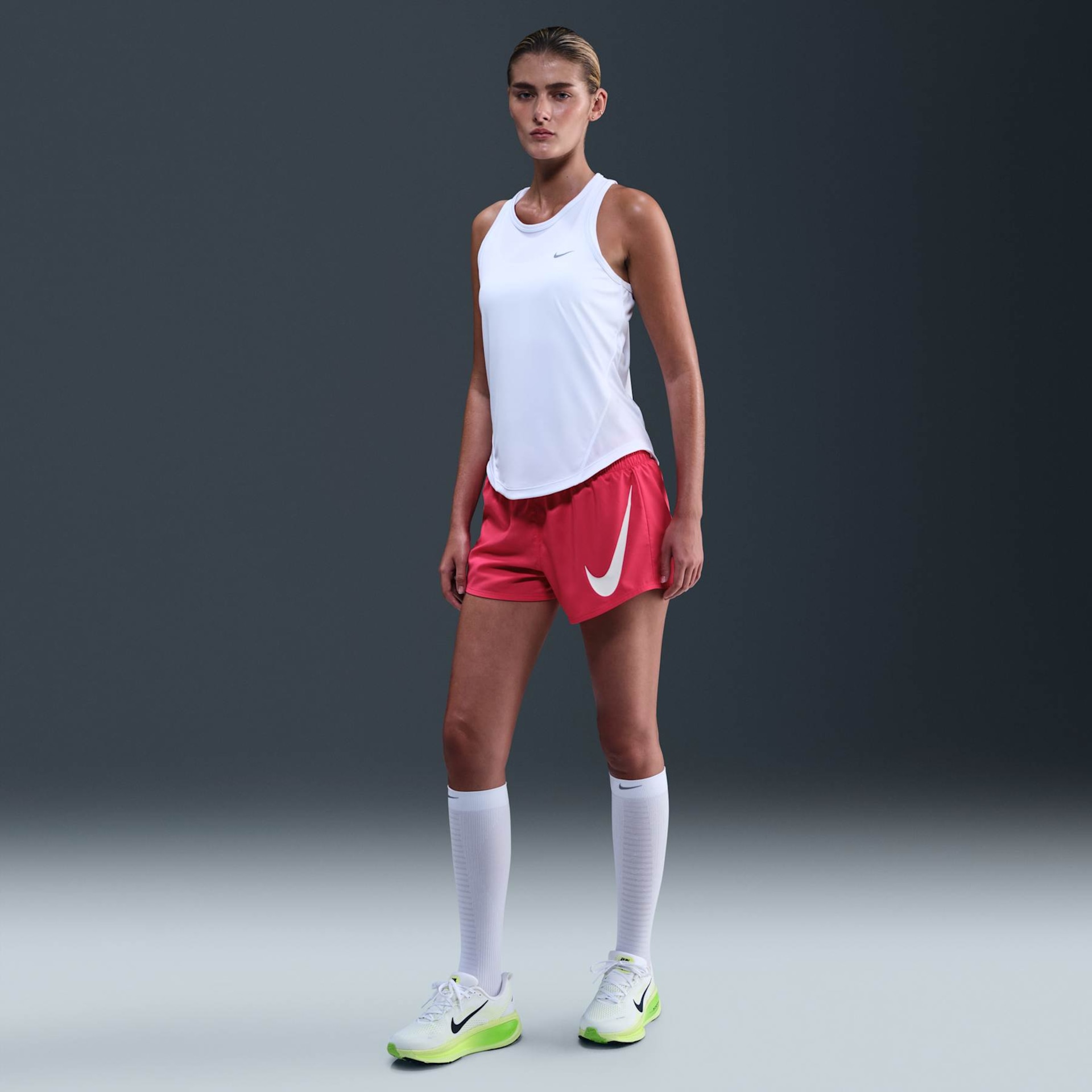 Shorts Nike One Swoosh Feminino - Foto 1