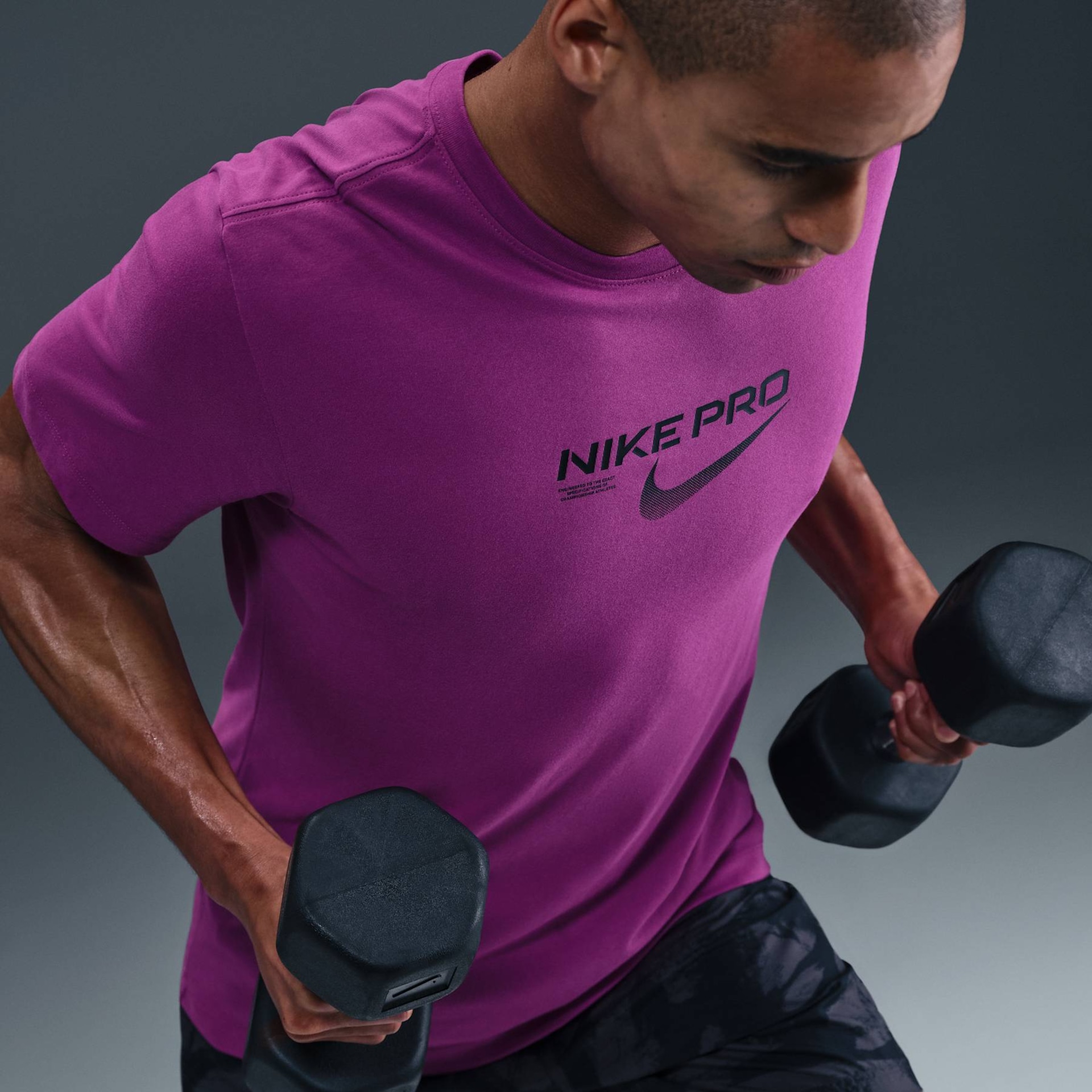 Camiseta Dri-FIT Nike Pro Training Masculina - Foto 3