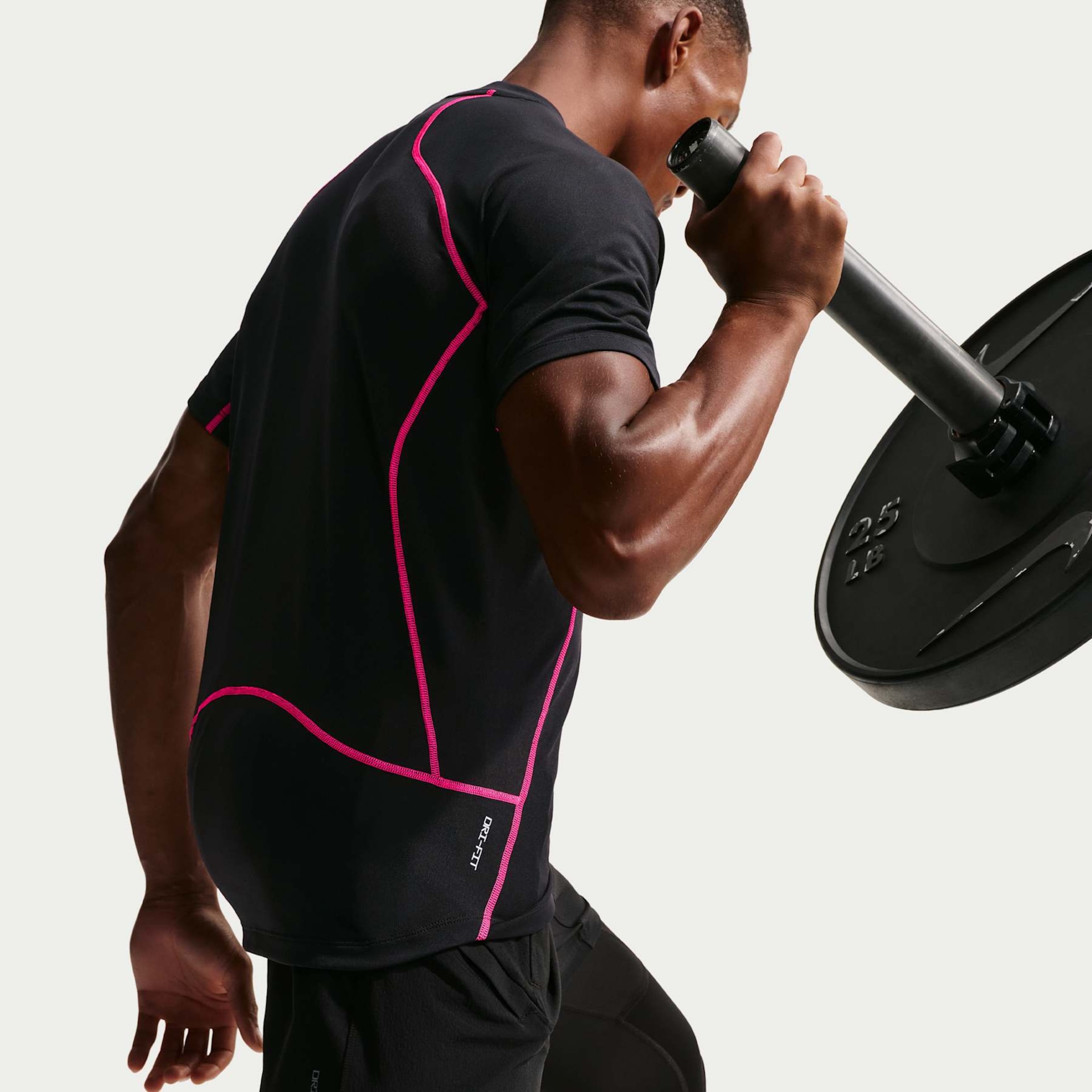 Camiseta Dri-FIT Nike Pro Masculina - Foto 3