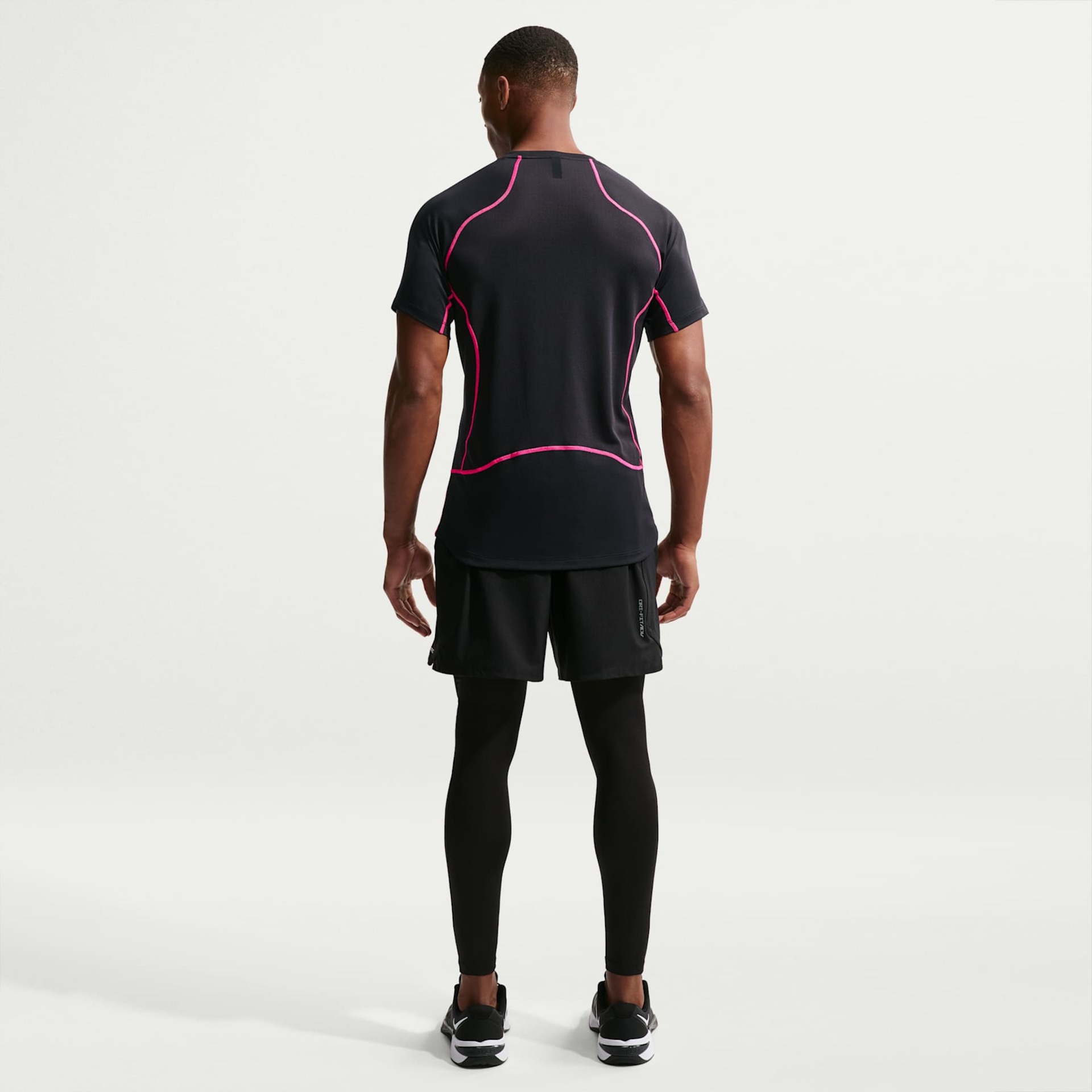 Camiseta Dri-FIT Nike Pro Masculina - Foto 5
