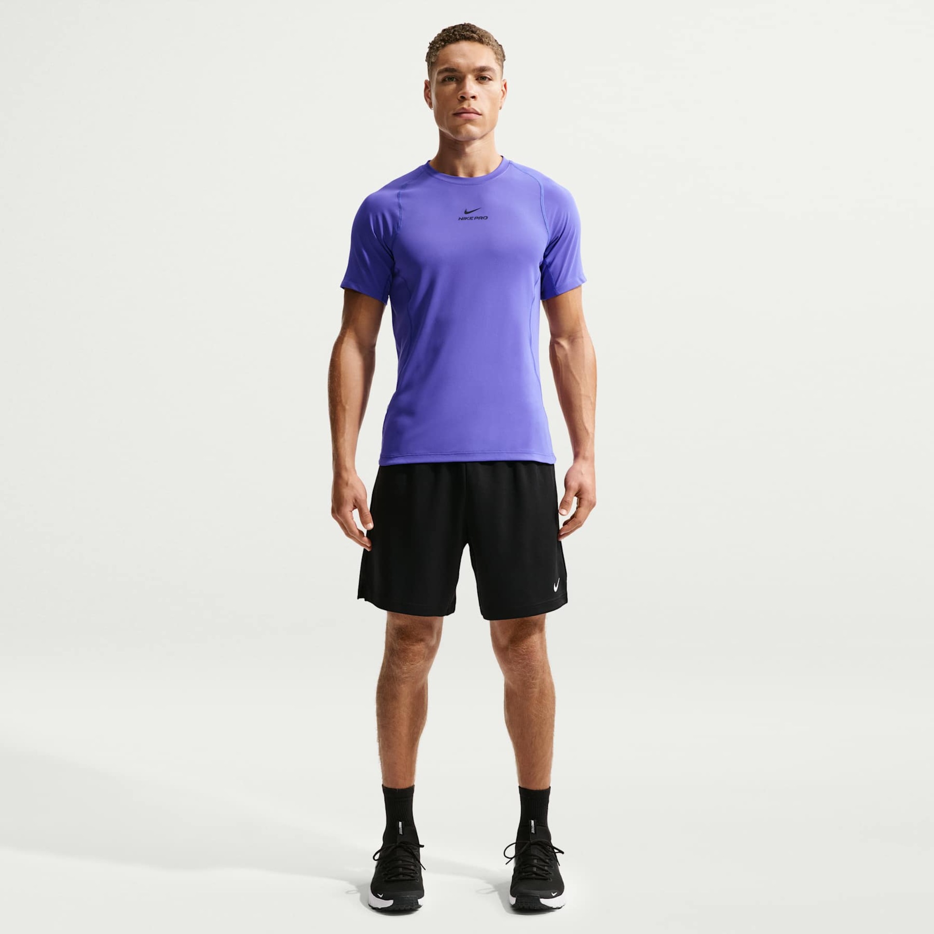 Camiseta Dri-FIT Nike Pro Masculina - Foto 4
