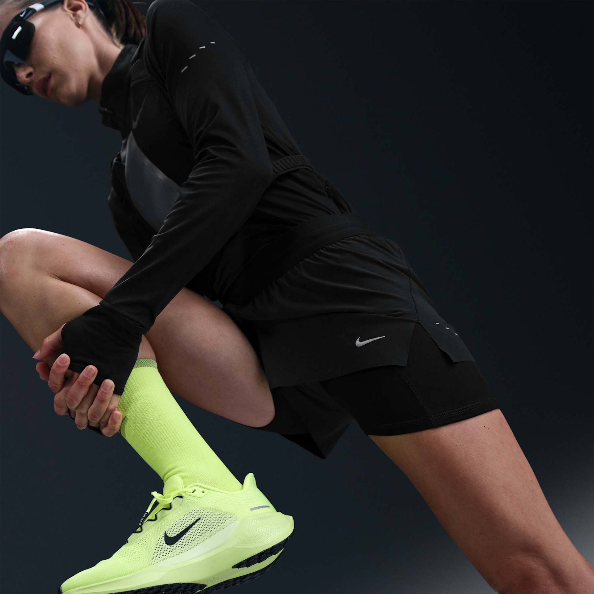 Shorts Nike Dri-FIT Swift Feminino - Foto 5
