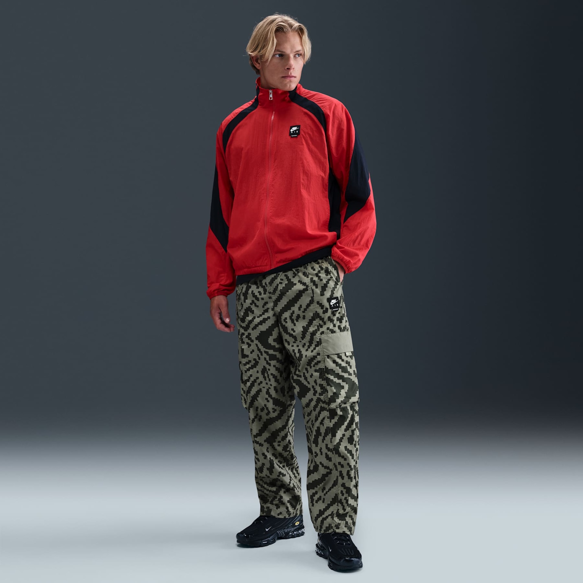 Calça Nike Cargo Air Woven Masculina - Foto 1