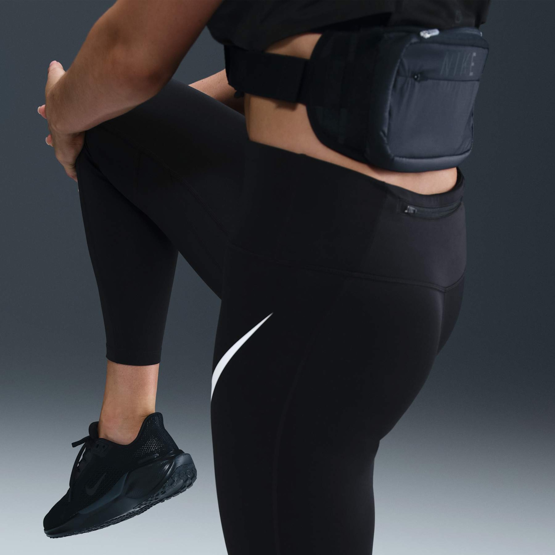 Legging Dri-FIT Nike Swoosh Feminina - Foto 3