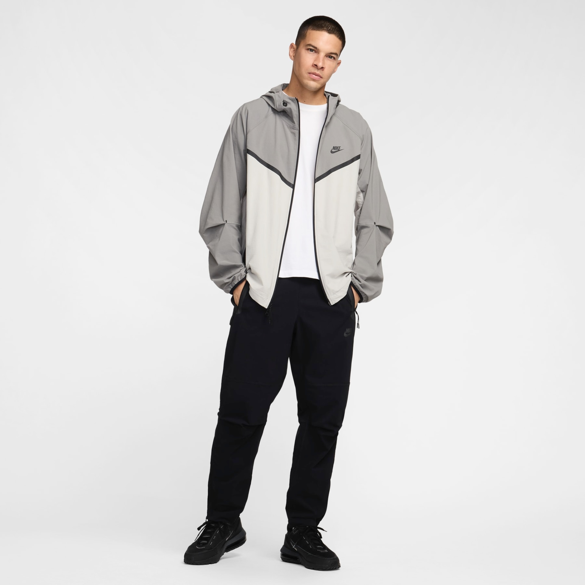 Calça Nike Tech Woven Masculina - Foto 9