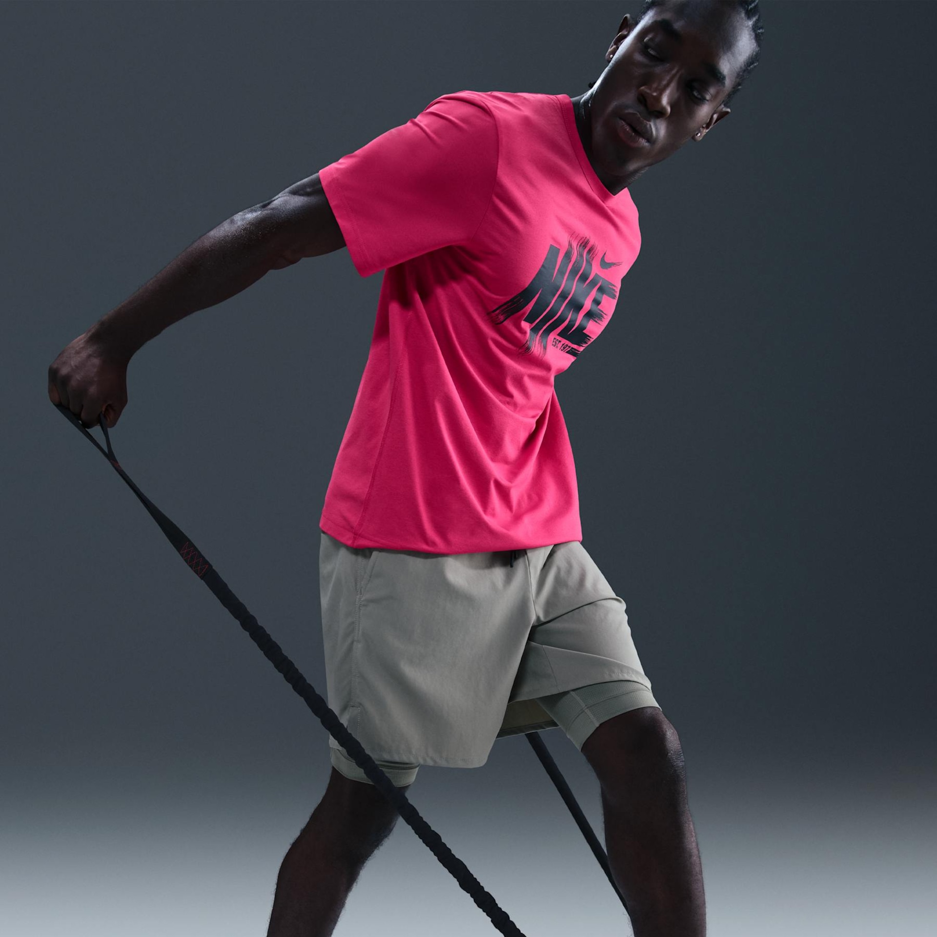 Camiseta Nike Hyverse GFX Masculina - Foto 3