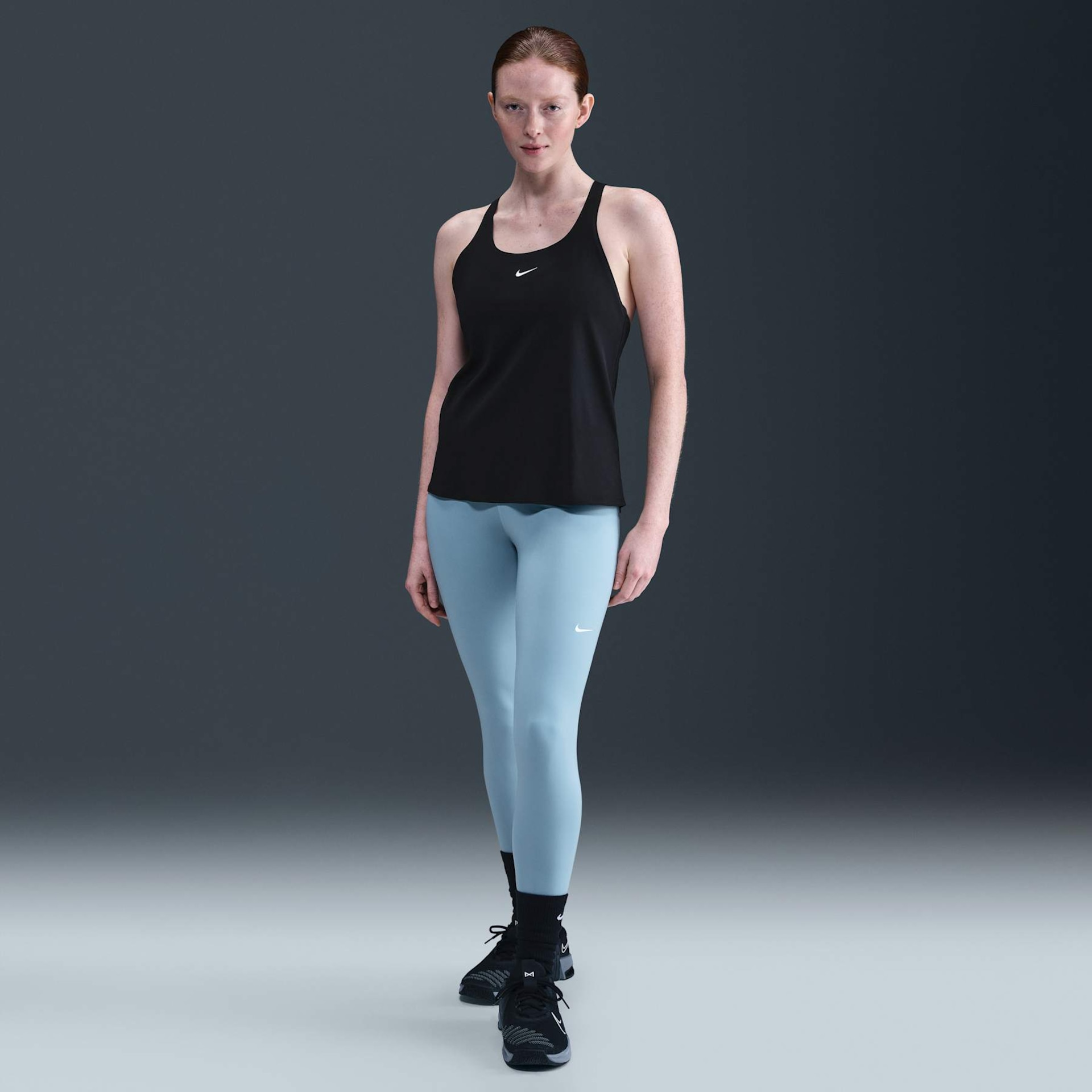 Regata Dri-FIT Nike Pro Elastika Feminina - Foto 4