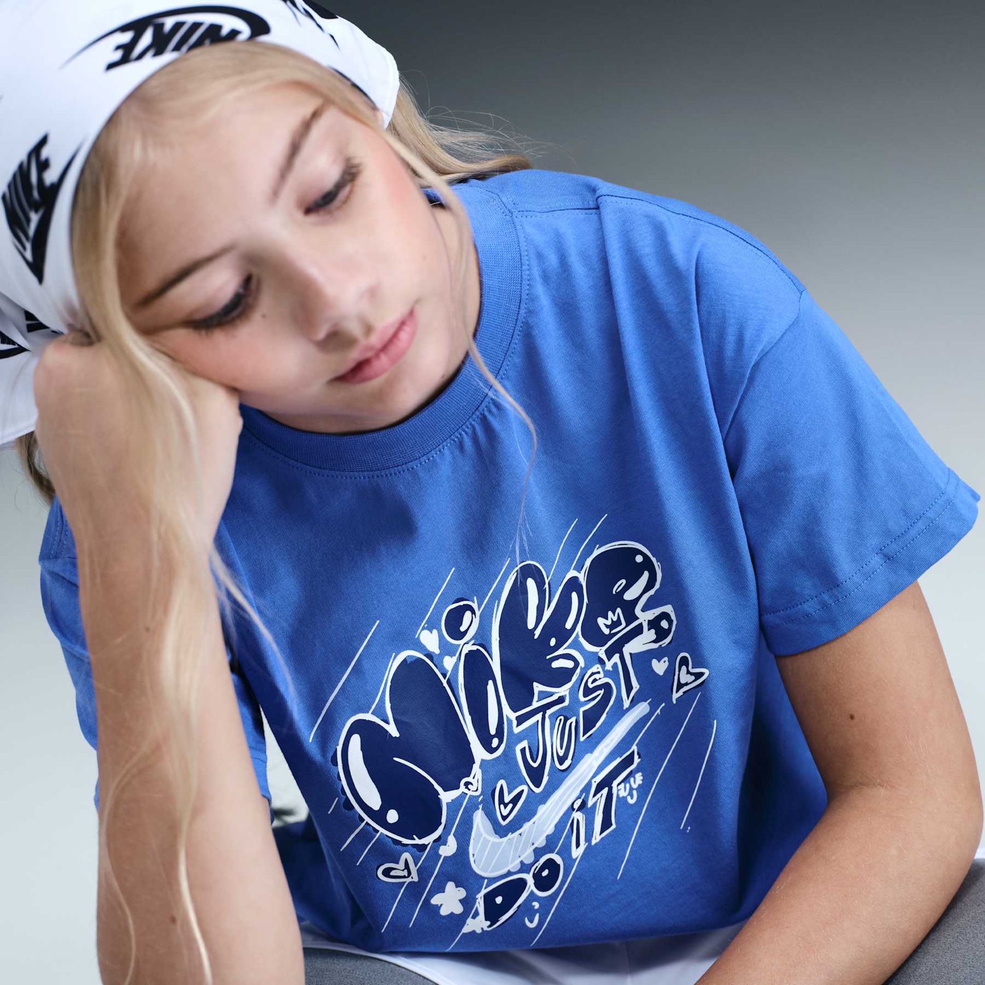 Camiseta Nike Sportswear Essentials Infantil - Foto 3