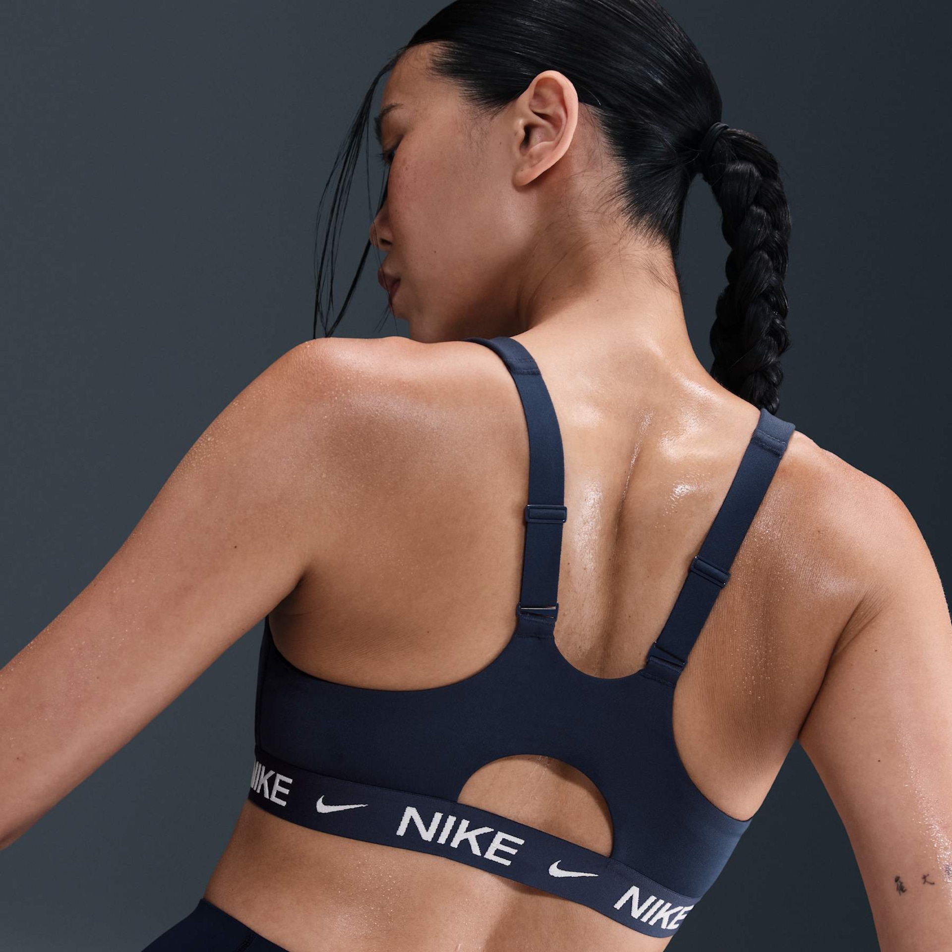 Top Nike Indy Feminino - Foto 2