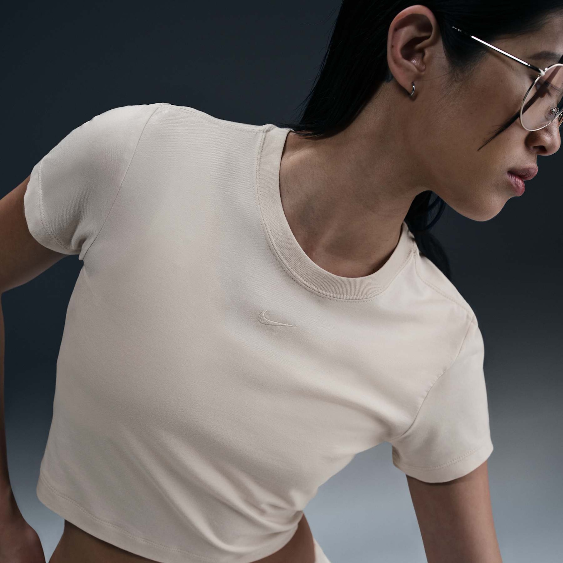 Imagem principal de Camiseta Nike Sportswear Chill Knit Cropped Feminina