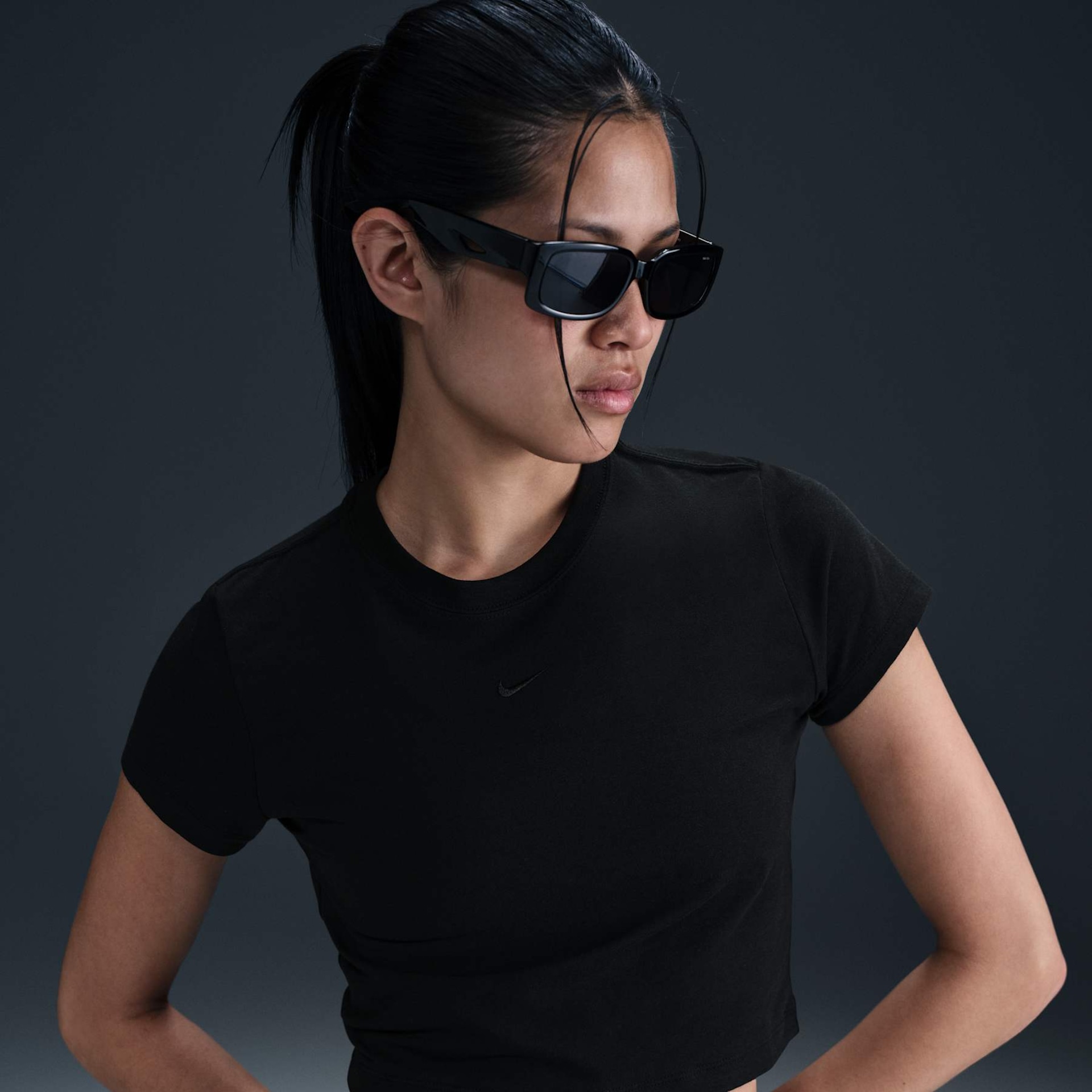 Imagem principal de Camiseta Nike Sportswear Chill Knit Cropped Feminina