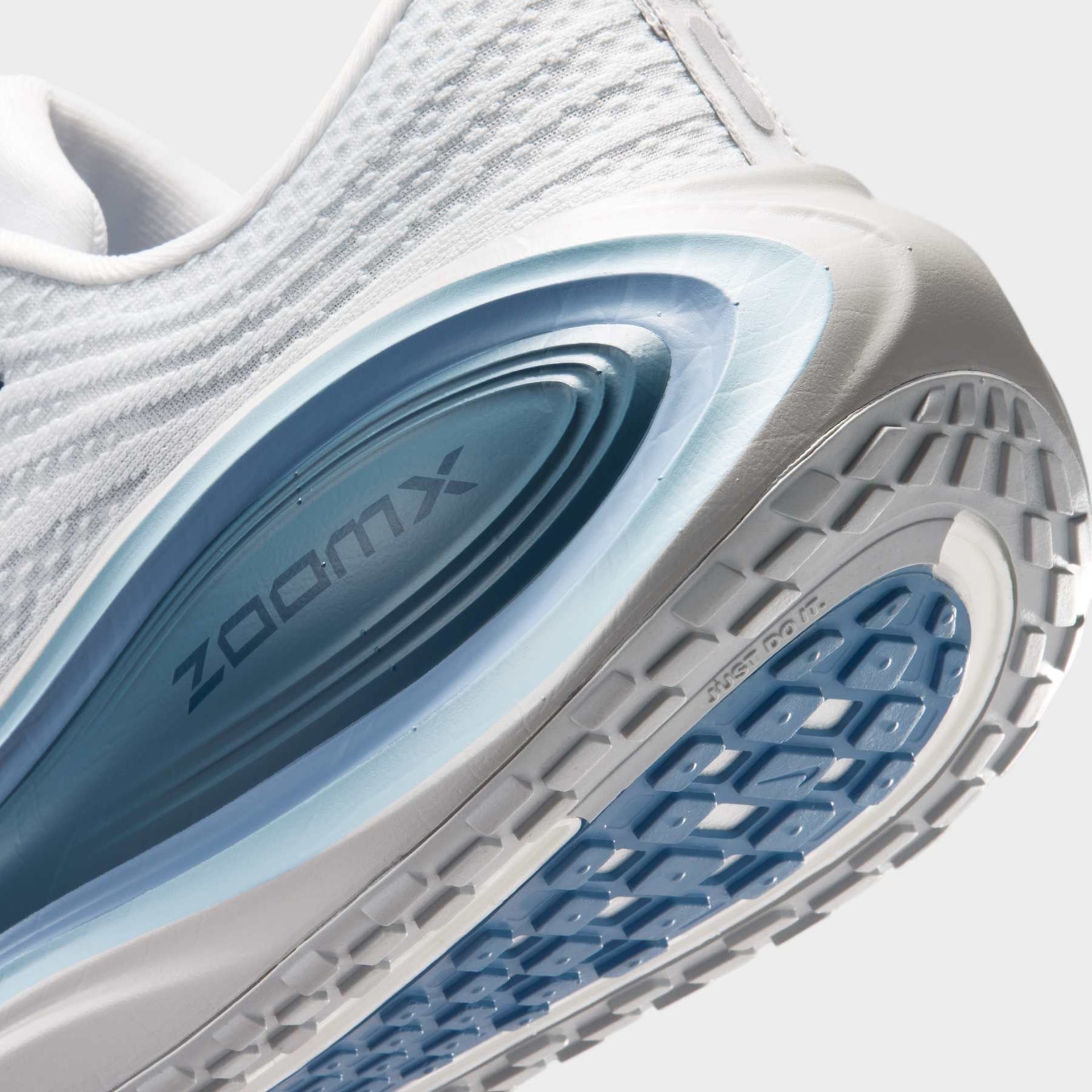 Tênis Nike Vomero Plus Masculino - Foto 8