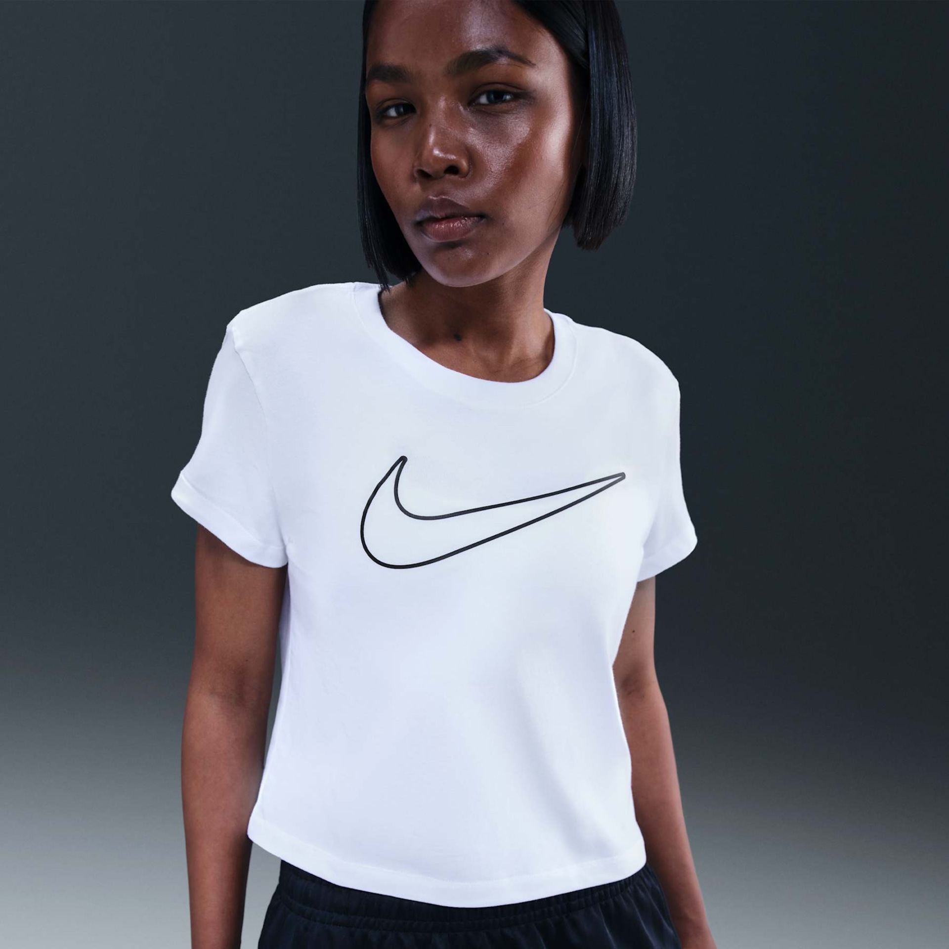 Imagem principal de Camiseta Nike Sportswear Club Feminina
