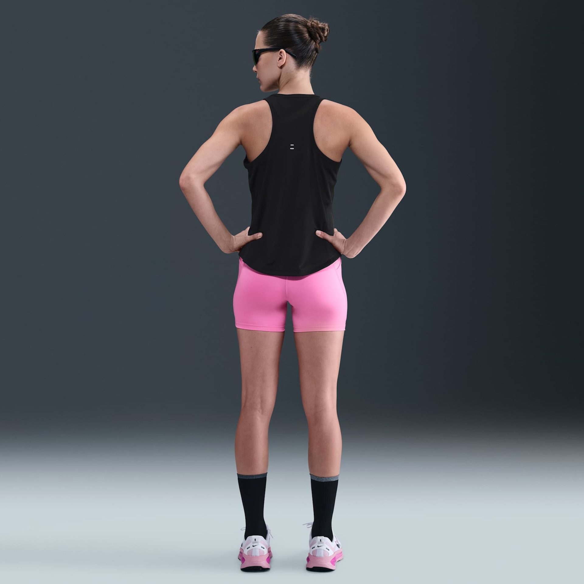 Regata Dri-FIT Nike Swoosh Feminina - Foto 5