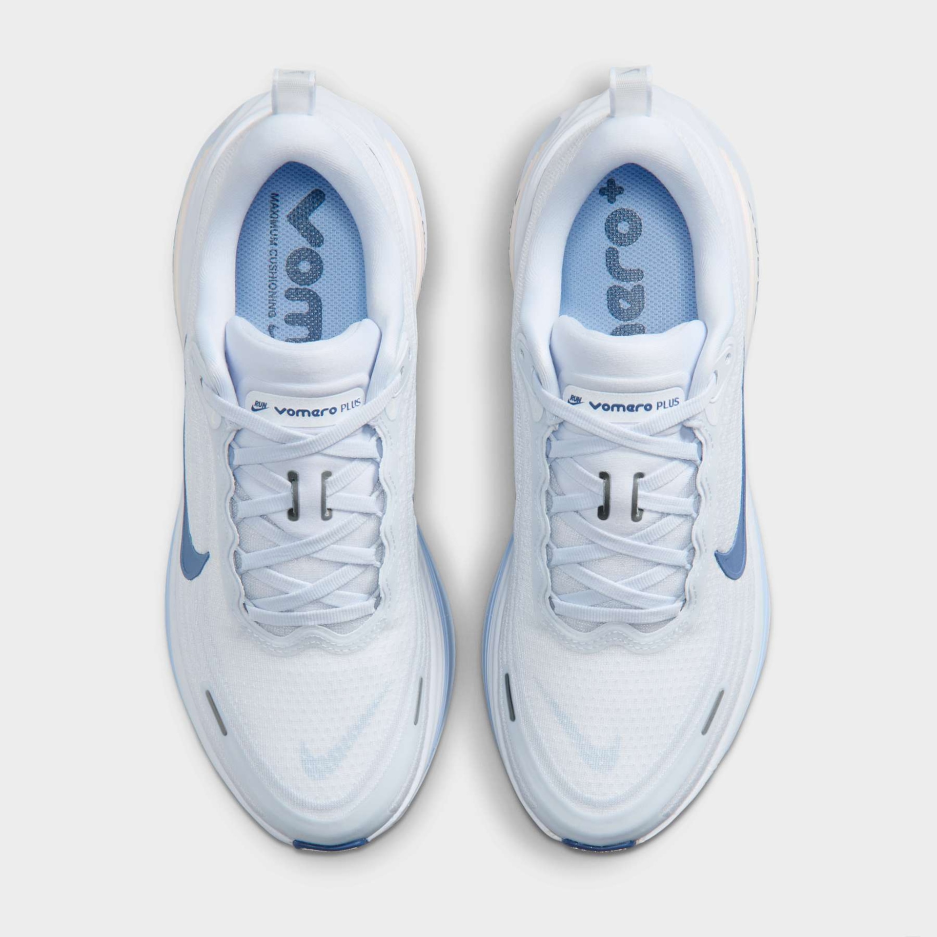 Tênis Nike Vomero Plus Feminino - Foto 4