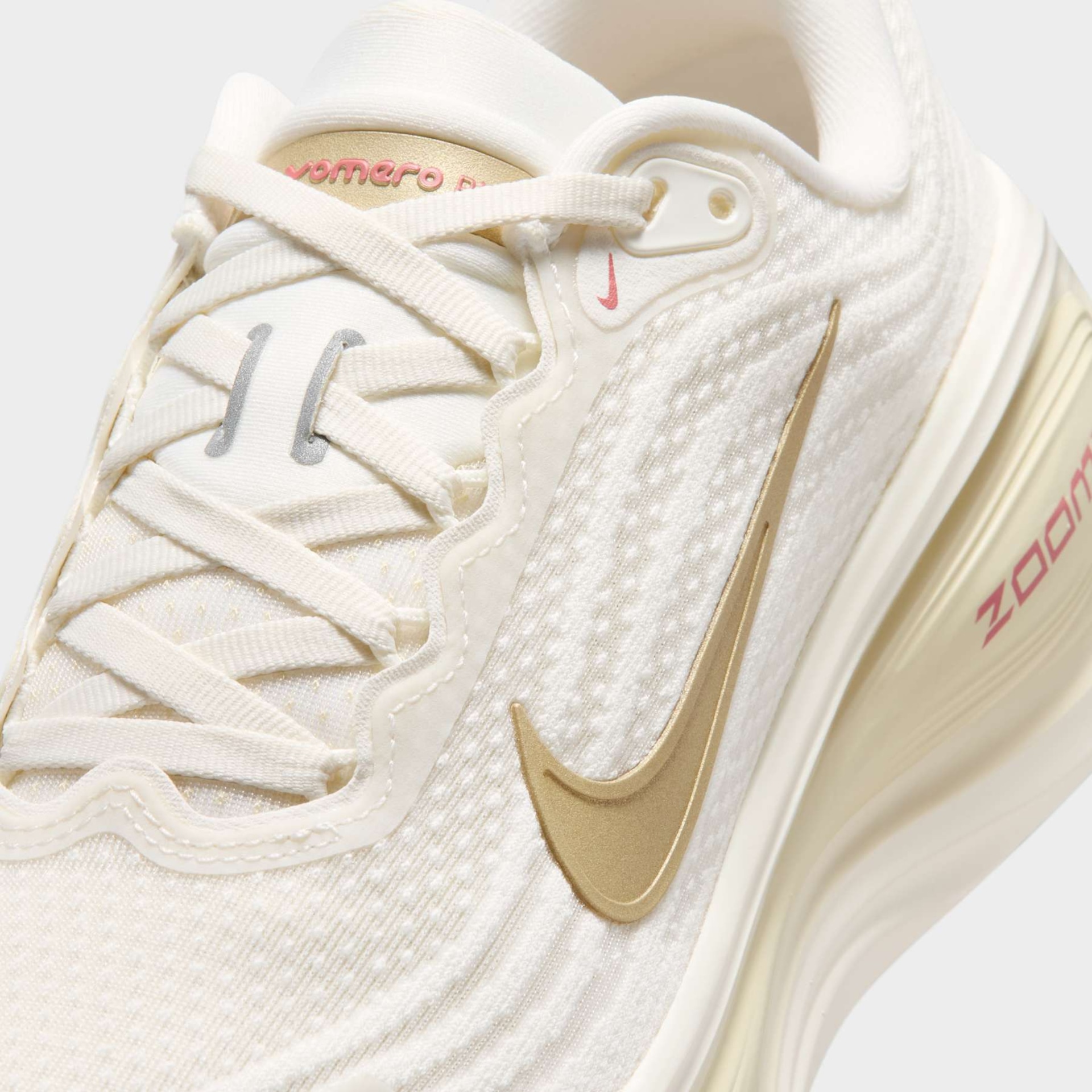 Tênis Nike Vomero Plus Feminino - Foto 7