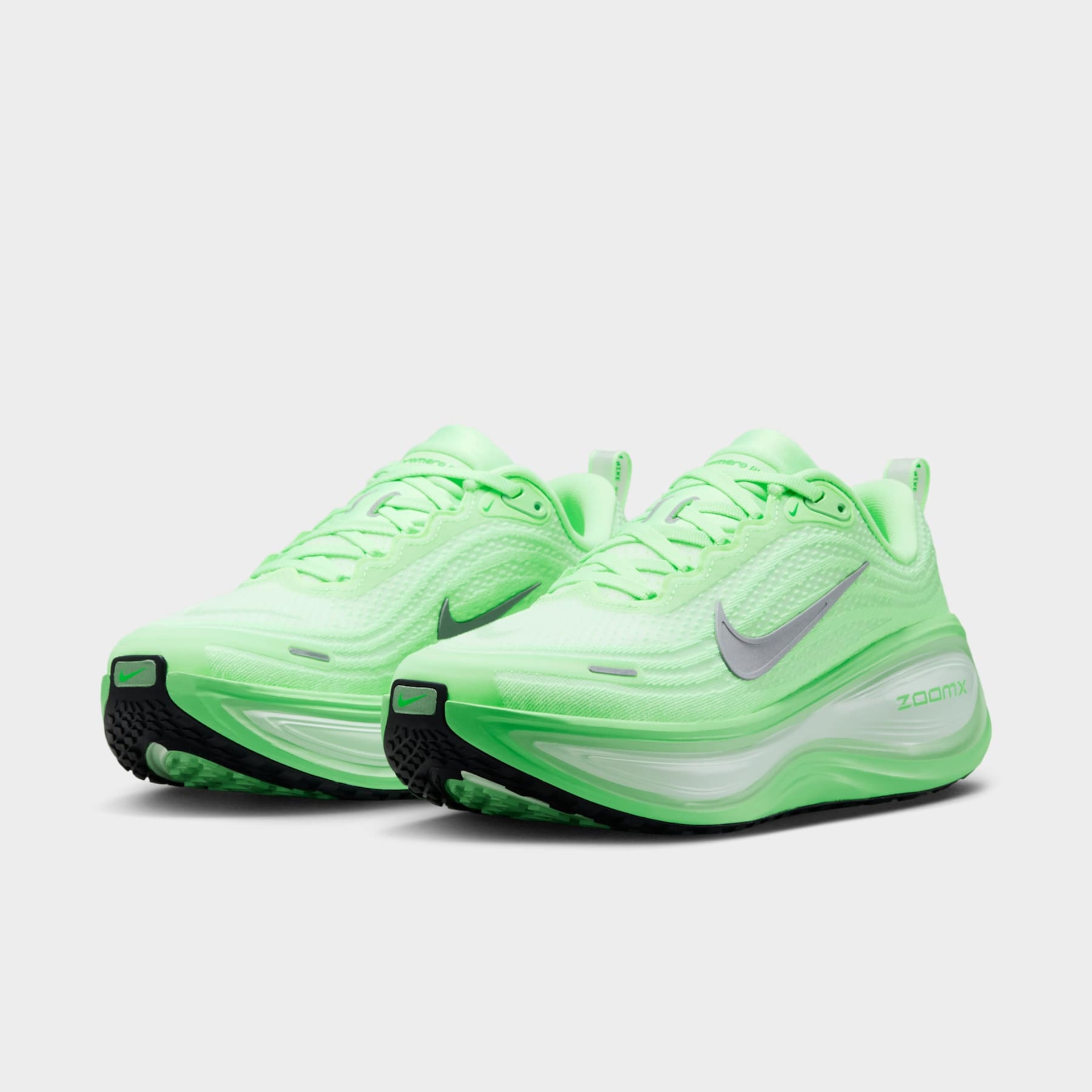 Tênis Nike Vomero Plus Feminino - Foto 5