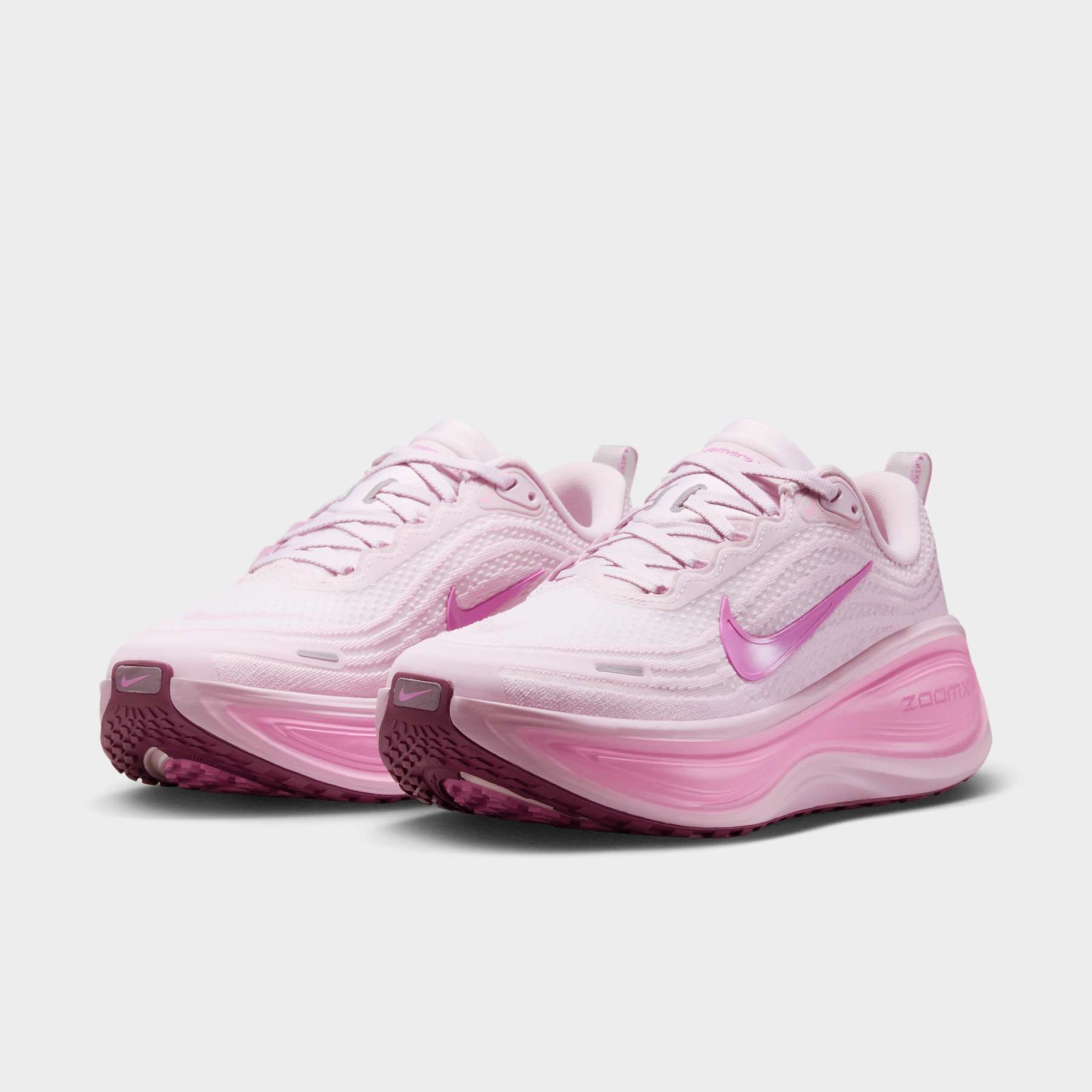 Tênis Nike Vomero Plus Feminino - Foto 5