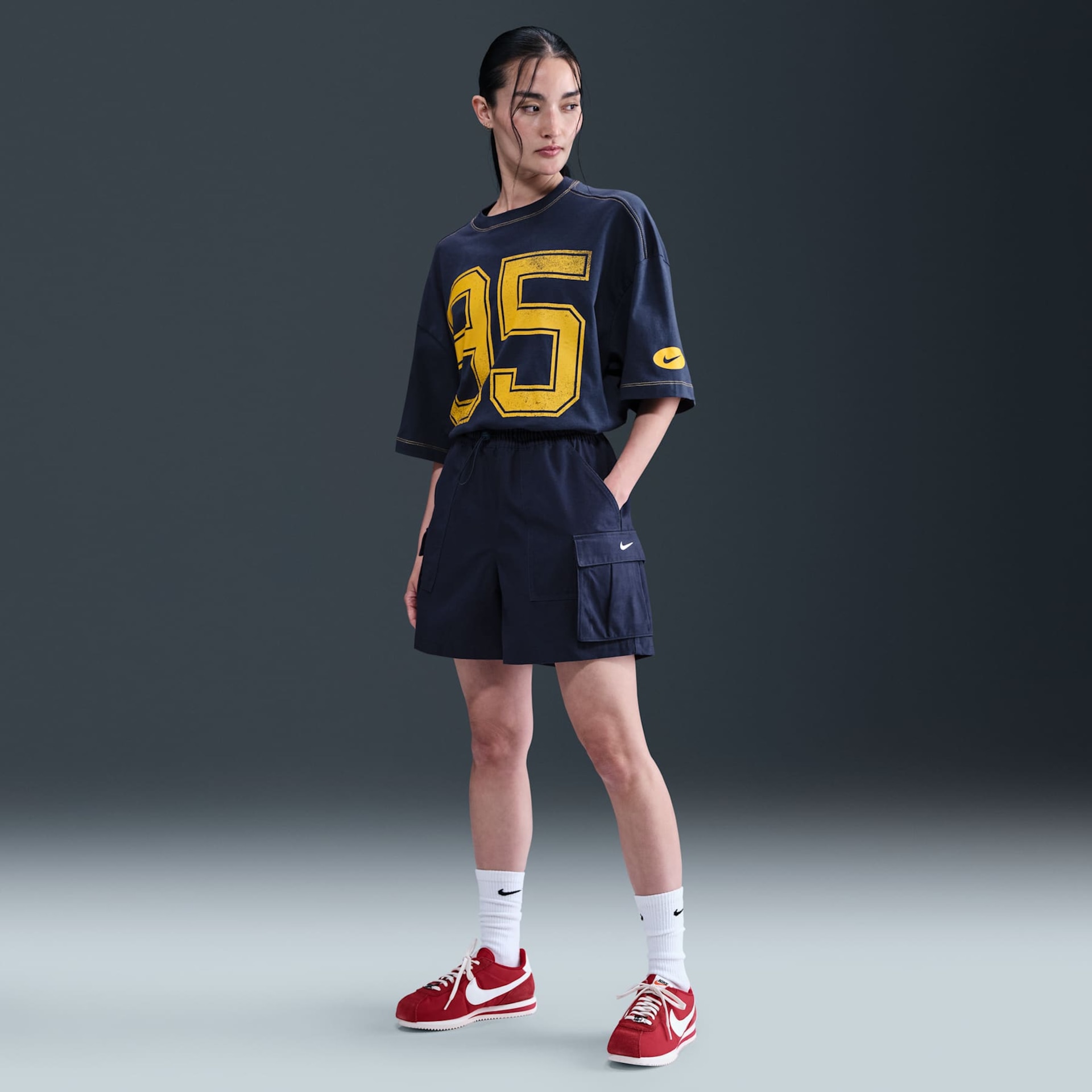 Imagem principal de Shorts Cargo Nike Sportswear Street 5IN Feminino